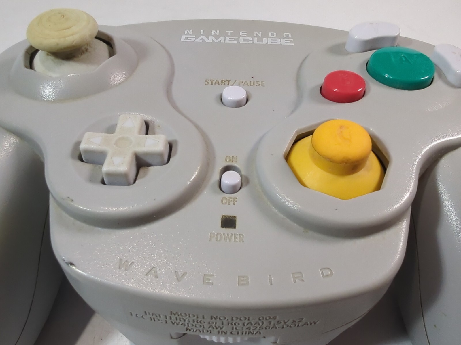 Nintendo GameCube WaveBird Wireless Controller Silver OEM No Receiver Powers On