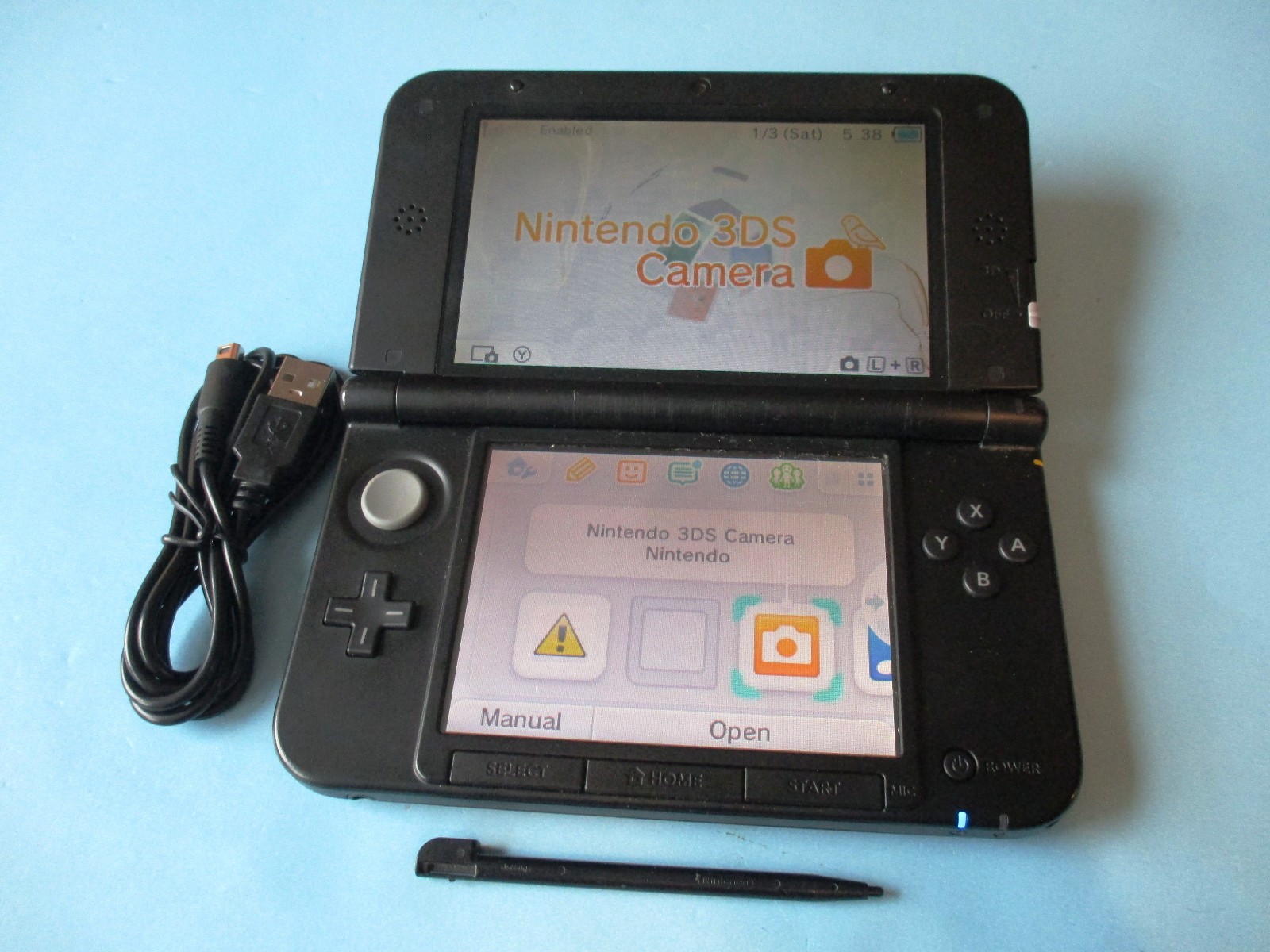 Nintendo 3DS XL Black System w/Charger Screen Issue FREE Shipping!