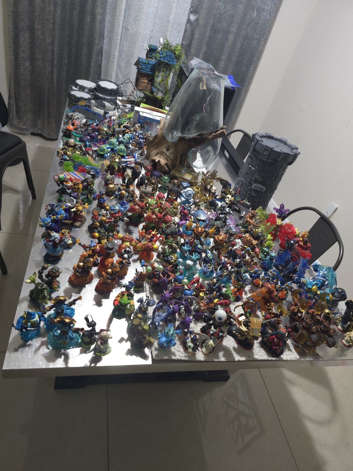 HUGE Skylanders Lot 100+ Figures WORKING GREAT NO RETURNS ACCEPTED