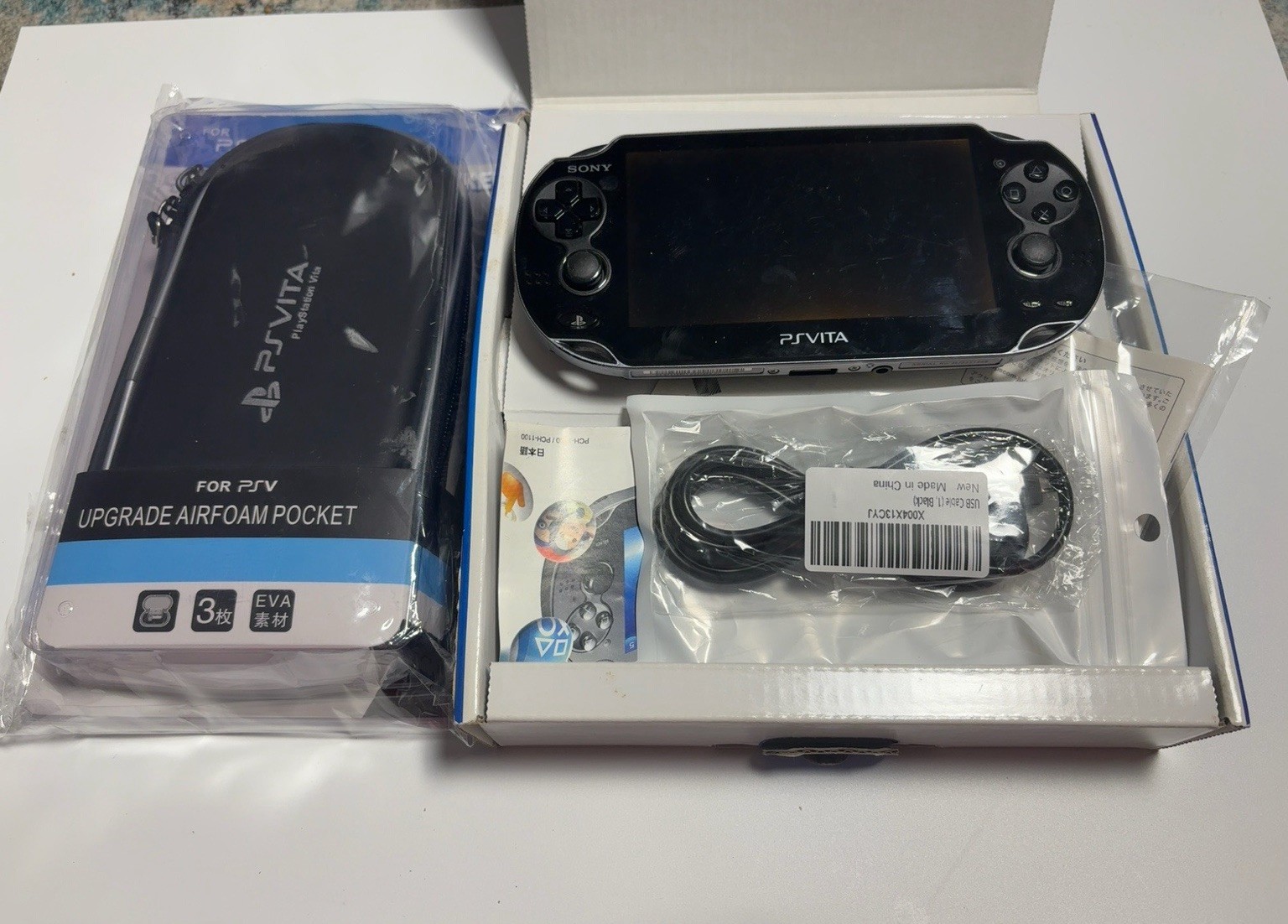 Sony PS Vita PCH-1000 OLED Crystal Black CIB Tested Working w/ Case Charger