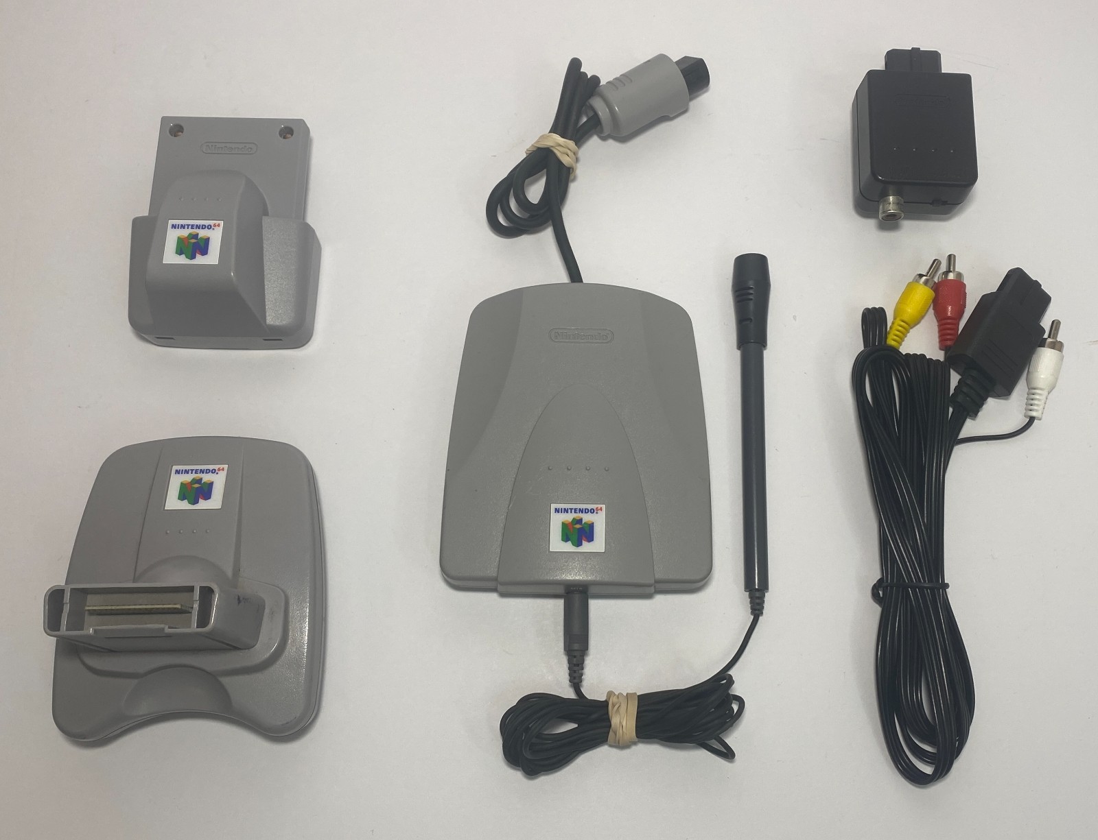 Nintendo 64 N64 Console Bundle – 4 Controllers, Pokemon Stadium & Expansion Pak