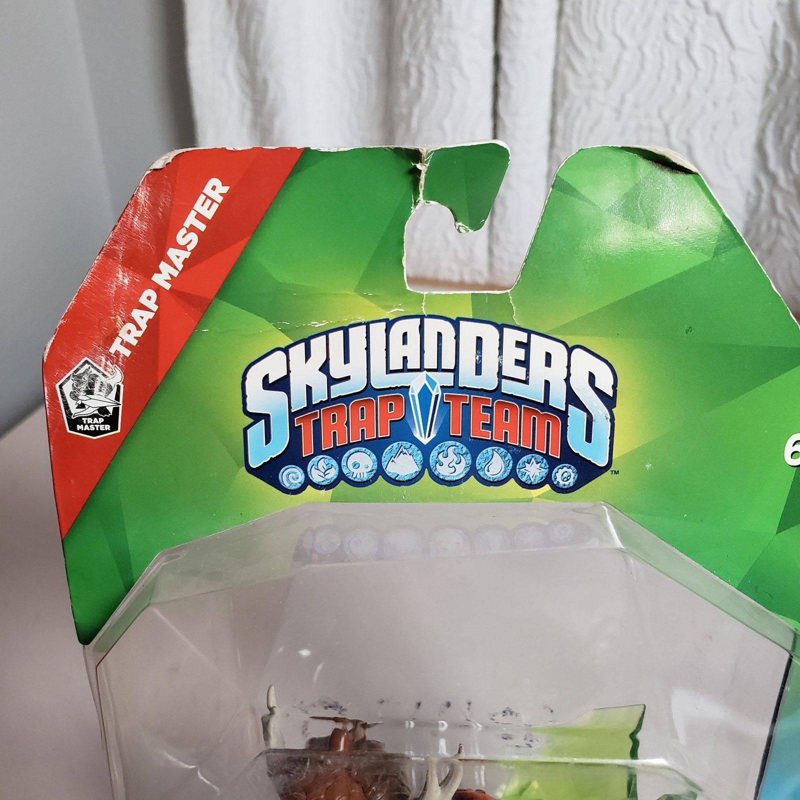 Skylanders Trap Team 87164888 Bushwhack Axe To Max Video Game Figure *broke*