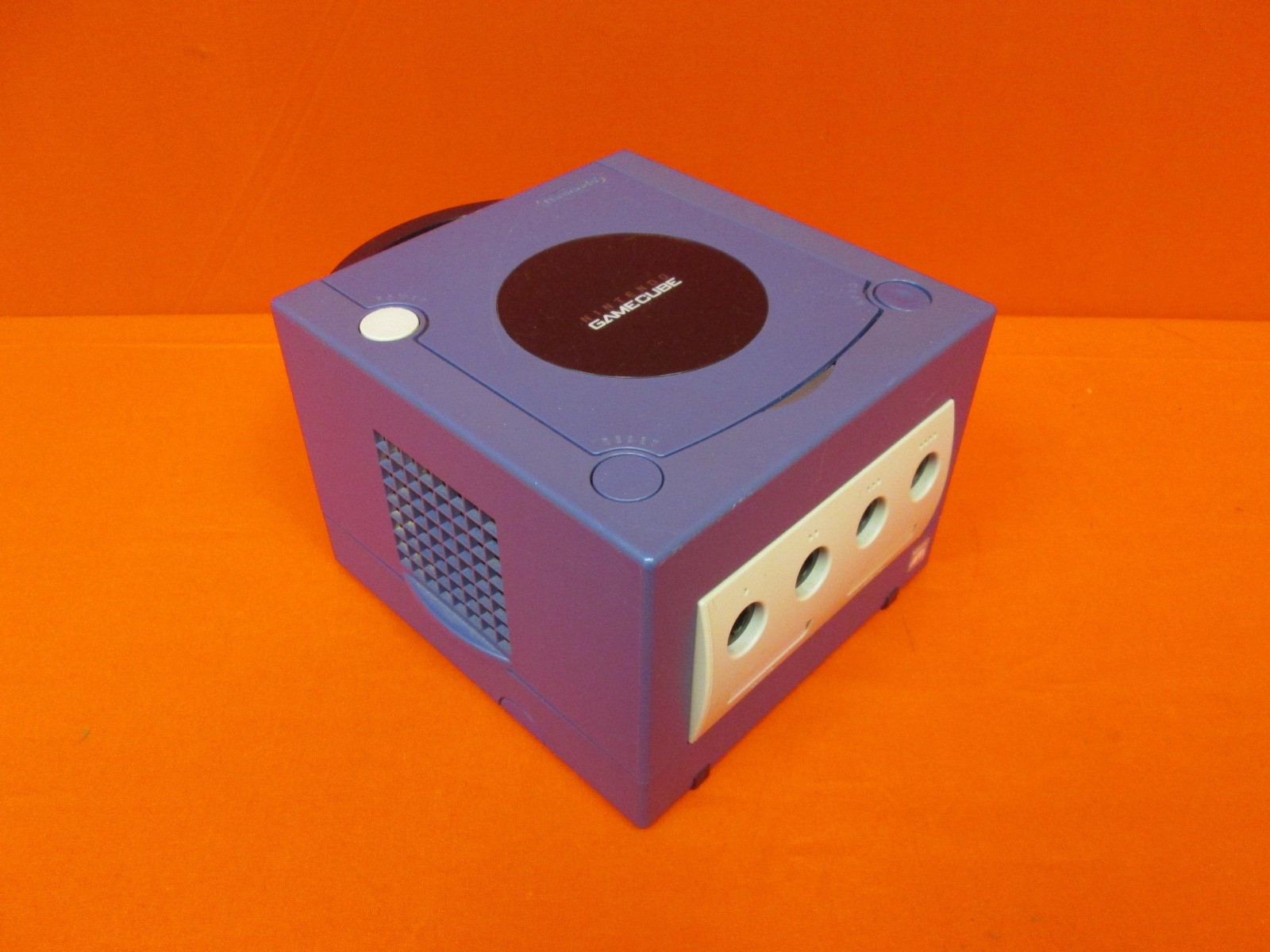 GameCube Console Purple Indigo With 4 Controllers Very Good 9409
