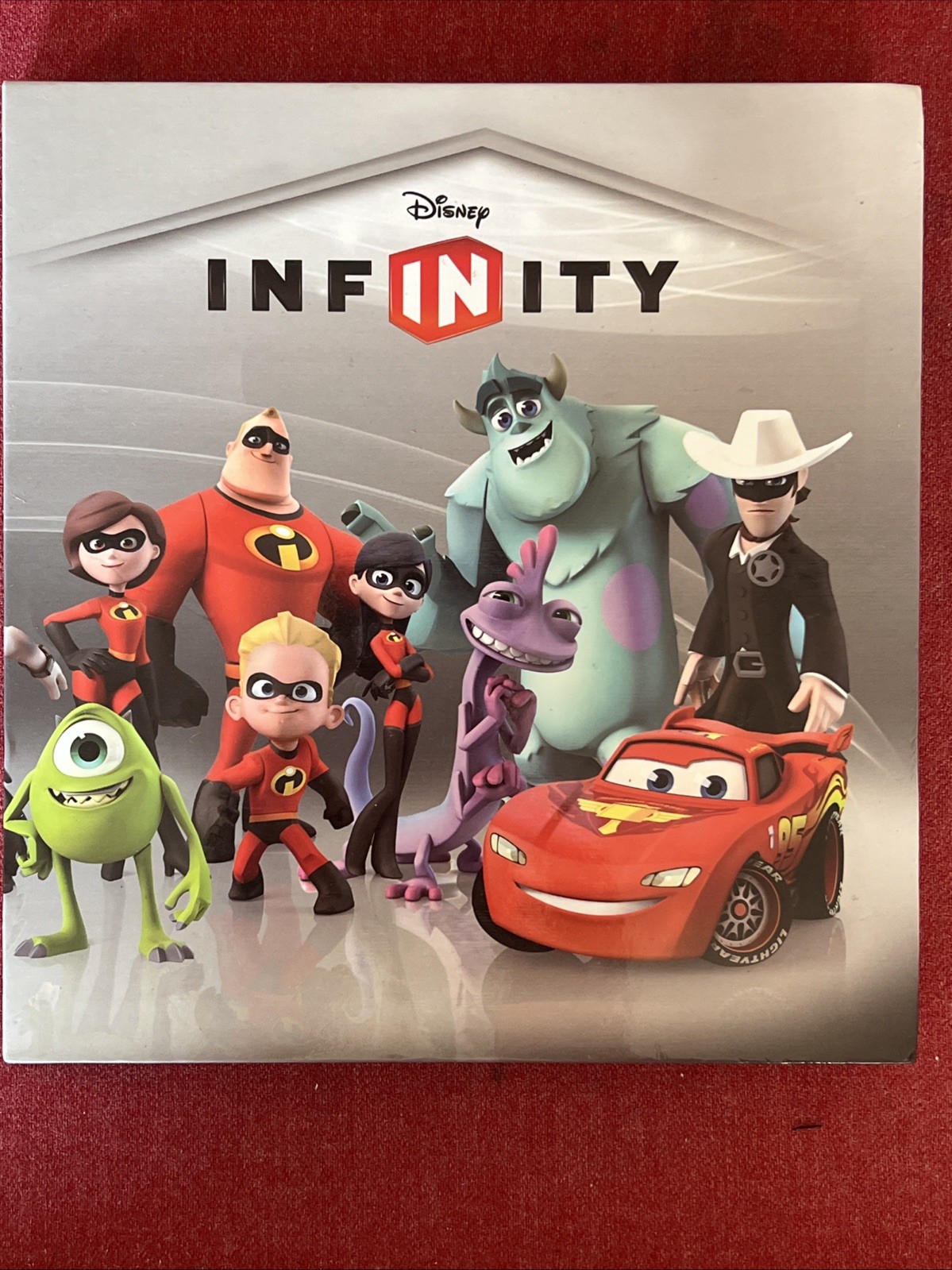 Disney Infinity For XBox 360 – 6 figures + 5 disks + Portal And More