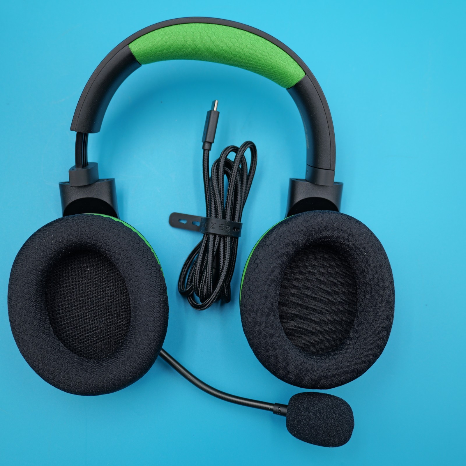Razer Kaira Wireless Gaming Headset for Xbox Series X|S, Xbox One: Triforce Tita