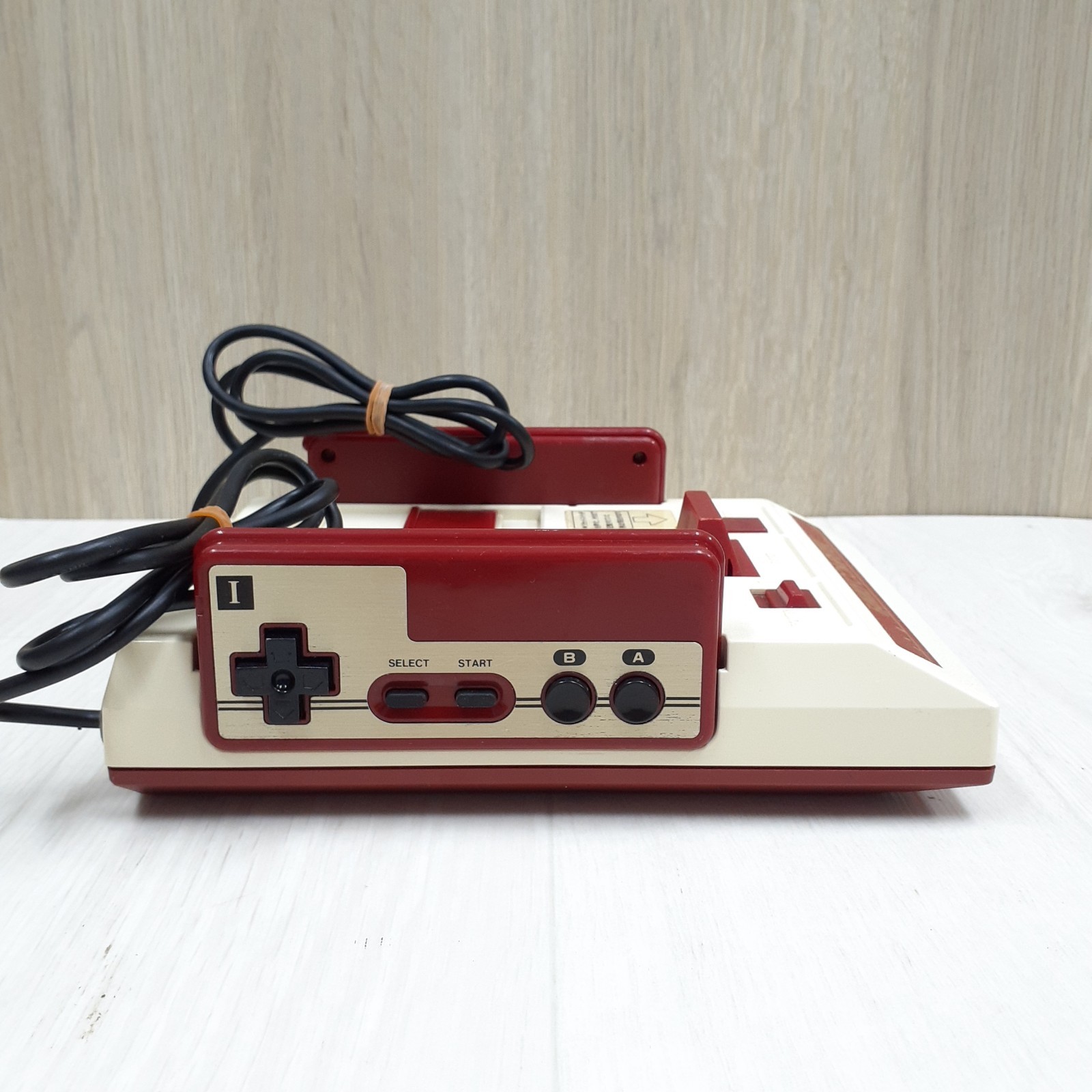 Nintendo Family Computer Famicom Console in Box with 12 Games Bundle CIB Japan