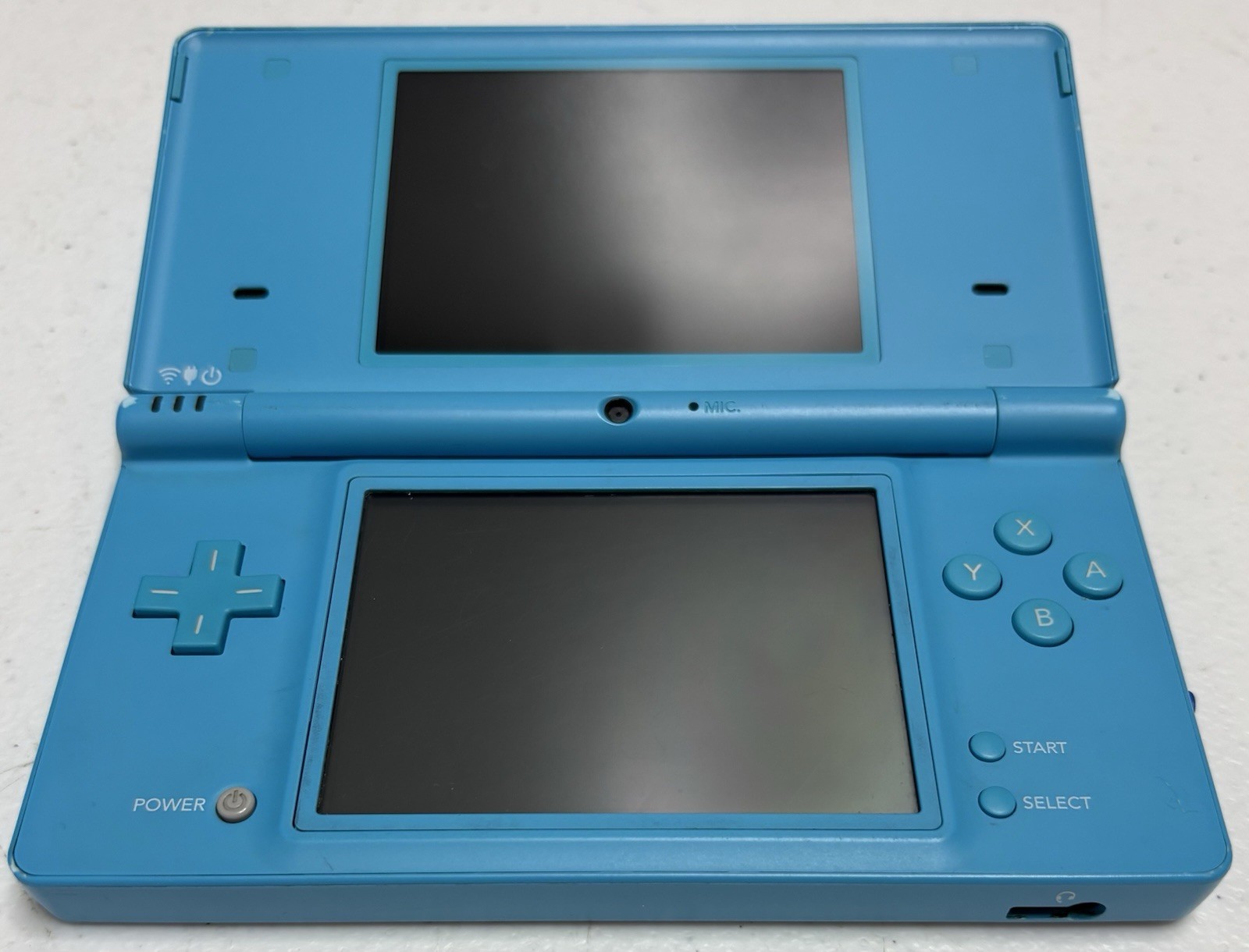 Nintendo DSi Blue Handheld Console TWL-001 Tested Working w/ Stylus & Charger