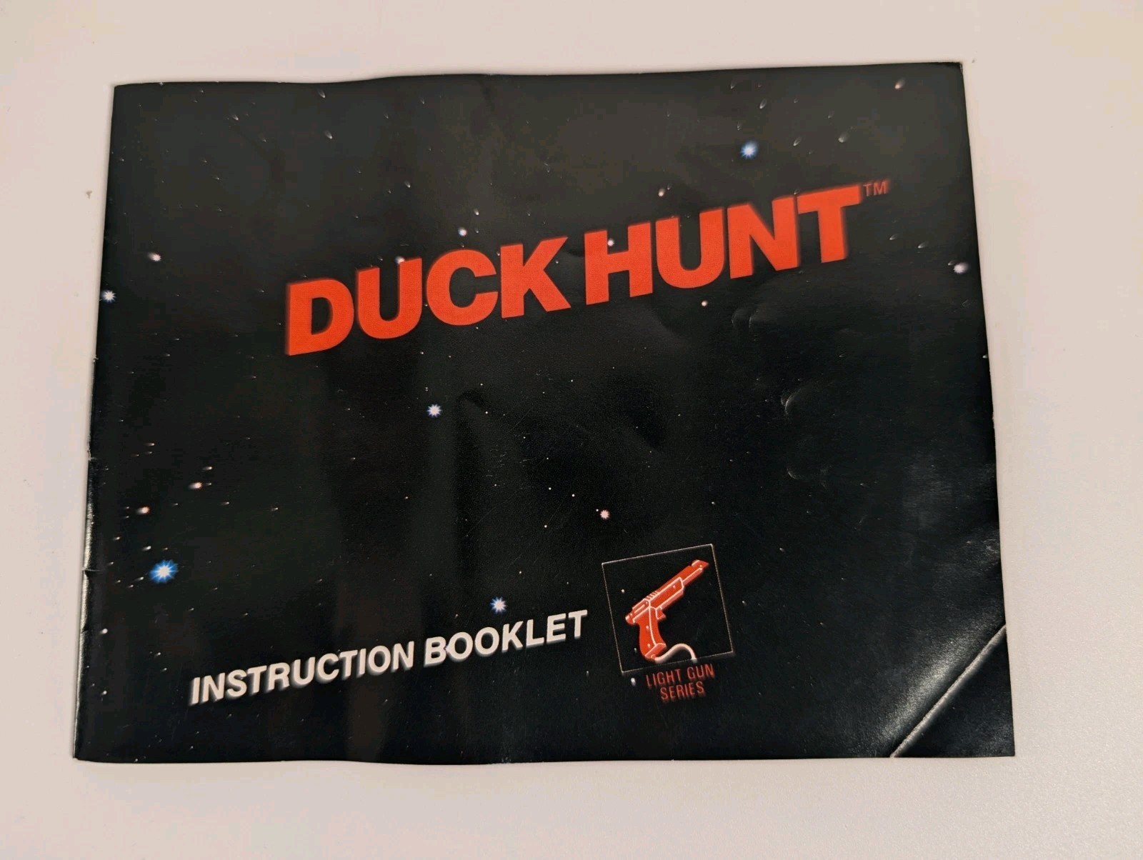 Duck Hunt – Nintendo NES, Complete In Box, 5 Screw, Hang Tab, OEM Mint Cartridge