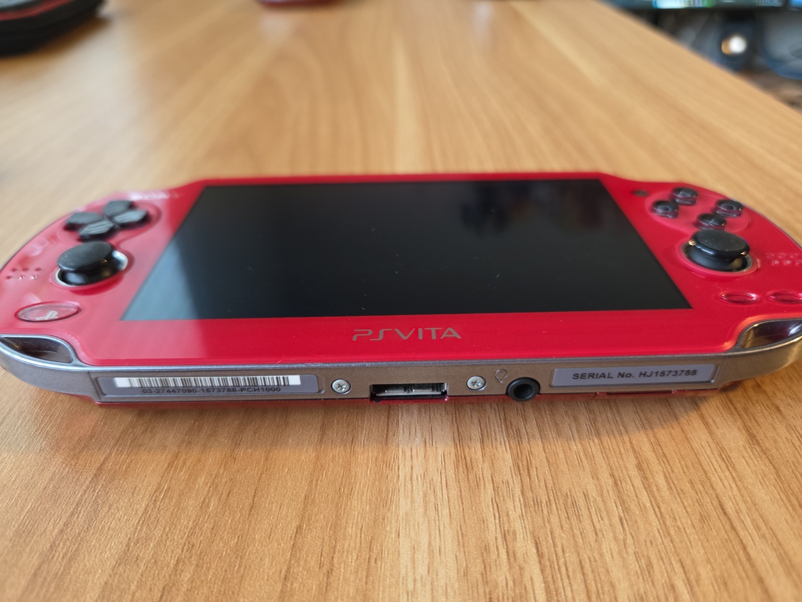 Sony PlayStation PS Vita OLED (PCH-1000) Cosmic Red