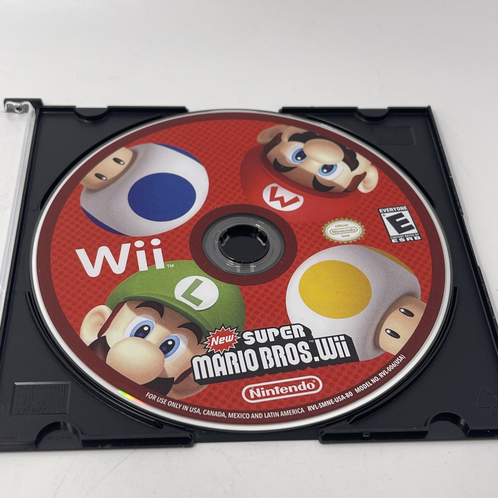 New Super Mario Bros. Wii (Wii, 2009) Game Disc In Generic Case – Tested Works