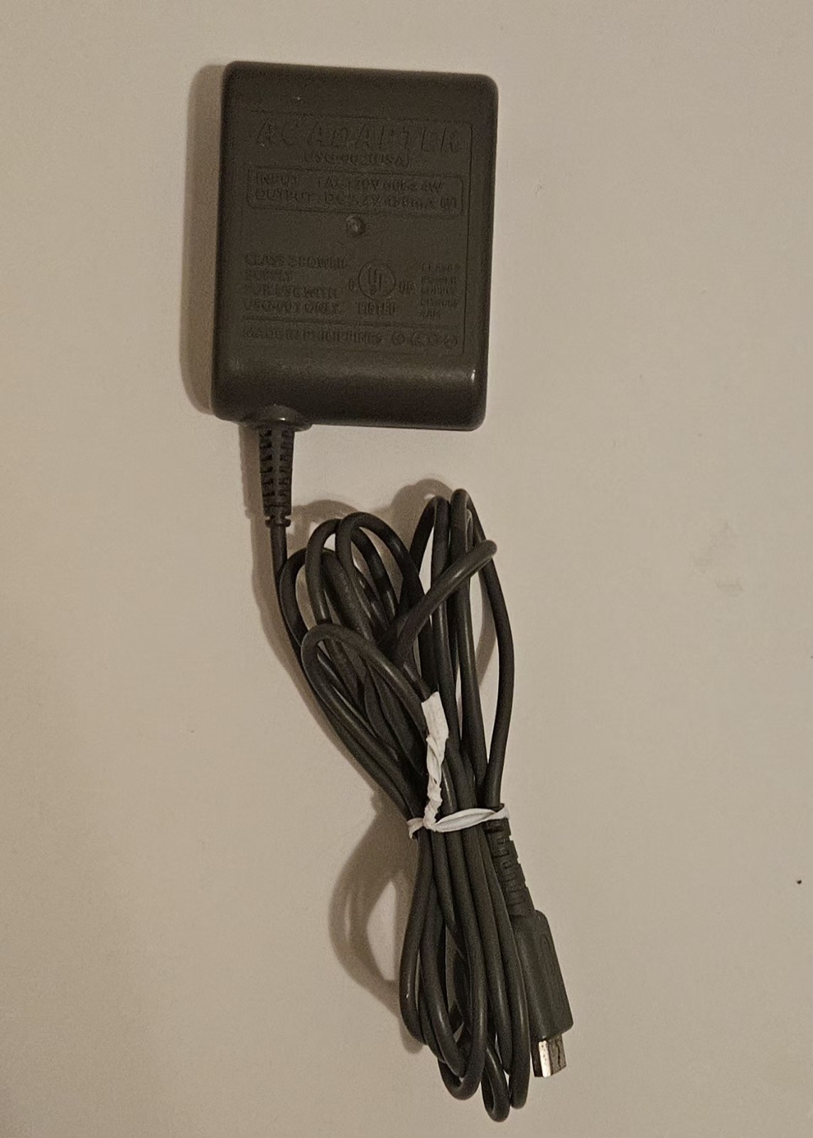 Nintendo NDS DS Lite AC Adapter USG-002 JPN USA Battery Charger USG-001