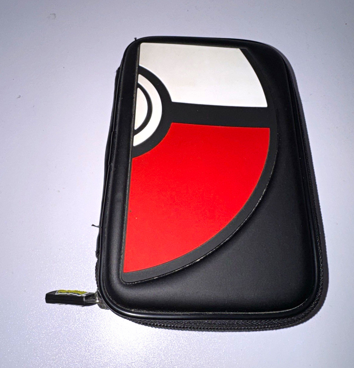 2016 Nintendo Pokémon 3DS Pokemon Pokeball Games Storage Carrying Case