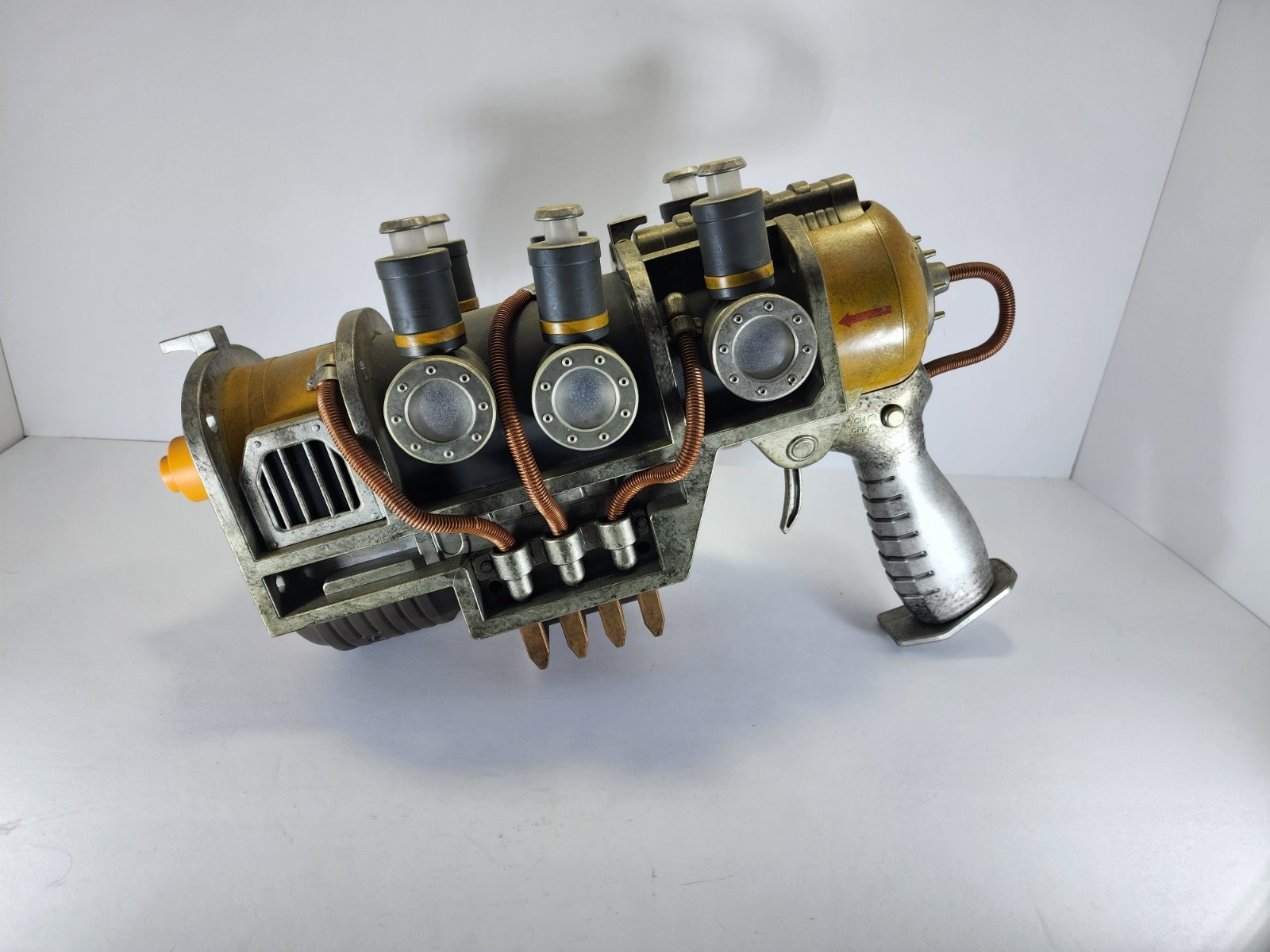Fallout Replica Plasma Pistol Chronicle Collectibles Thinkgeek cosplay
