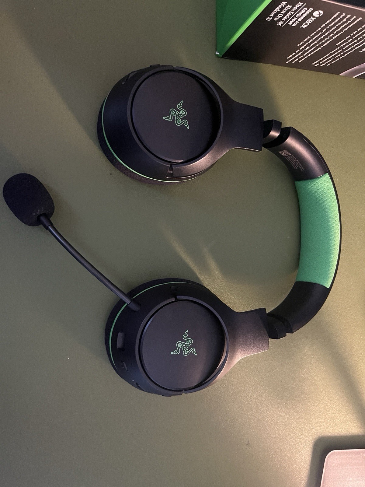Razer Kaira Wireless Gaming Headset for Xbox Series X/S – Black/Green
