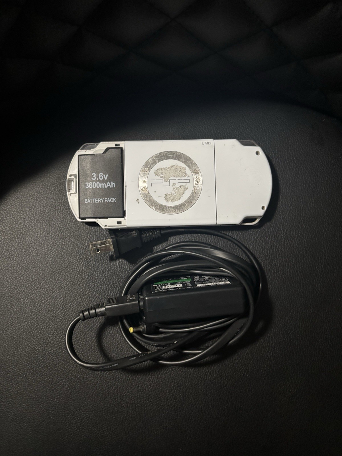 Sony PSP-2000 White Handheld Console, Wi-Fi, Region Free, 32MB, 480p