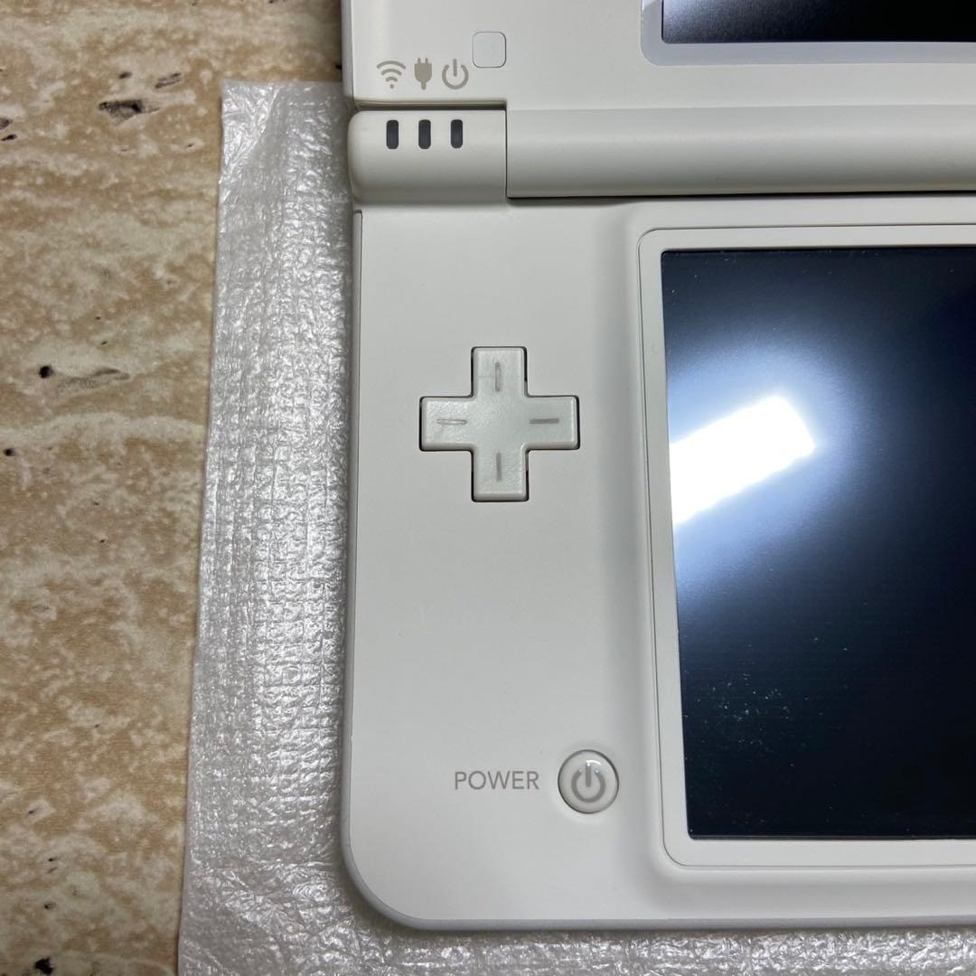 Nintendo DSi XL Natural White Complete in Box Near Mint CIB 7232