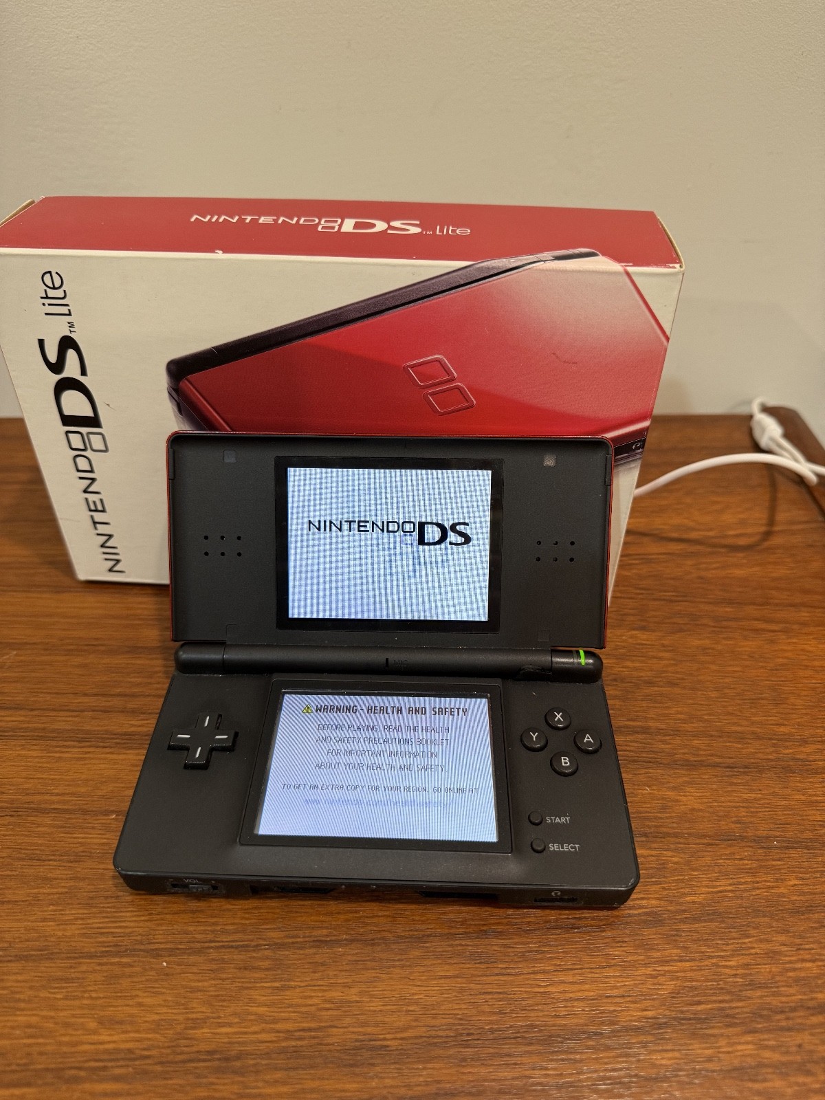 Nintendo DS Lite Red/Black Console In Box Tested Great Condition w/ Accessories