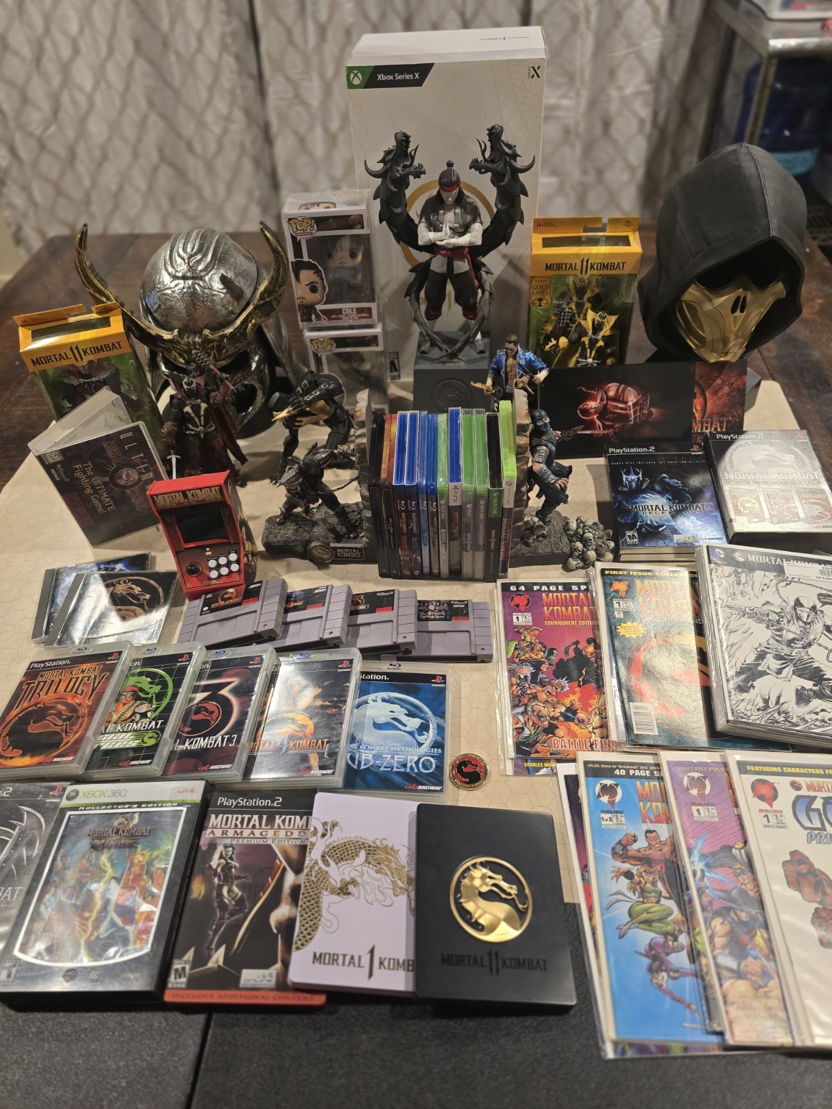 Mortal Kombat Game Collection With Kollectors Editions Lot/ Figures & More