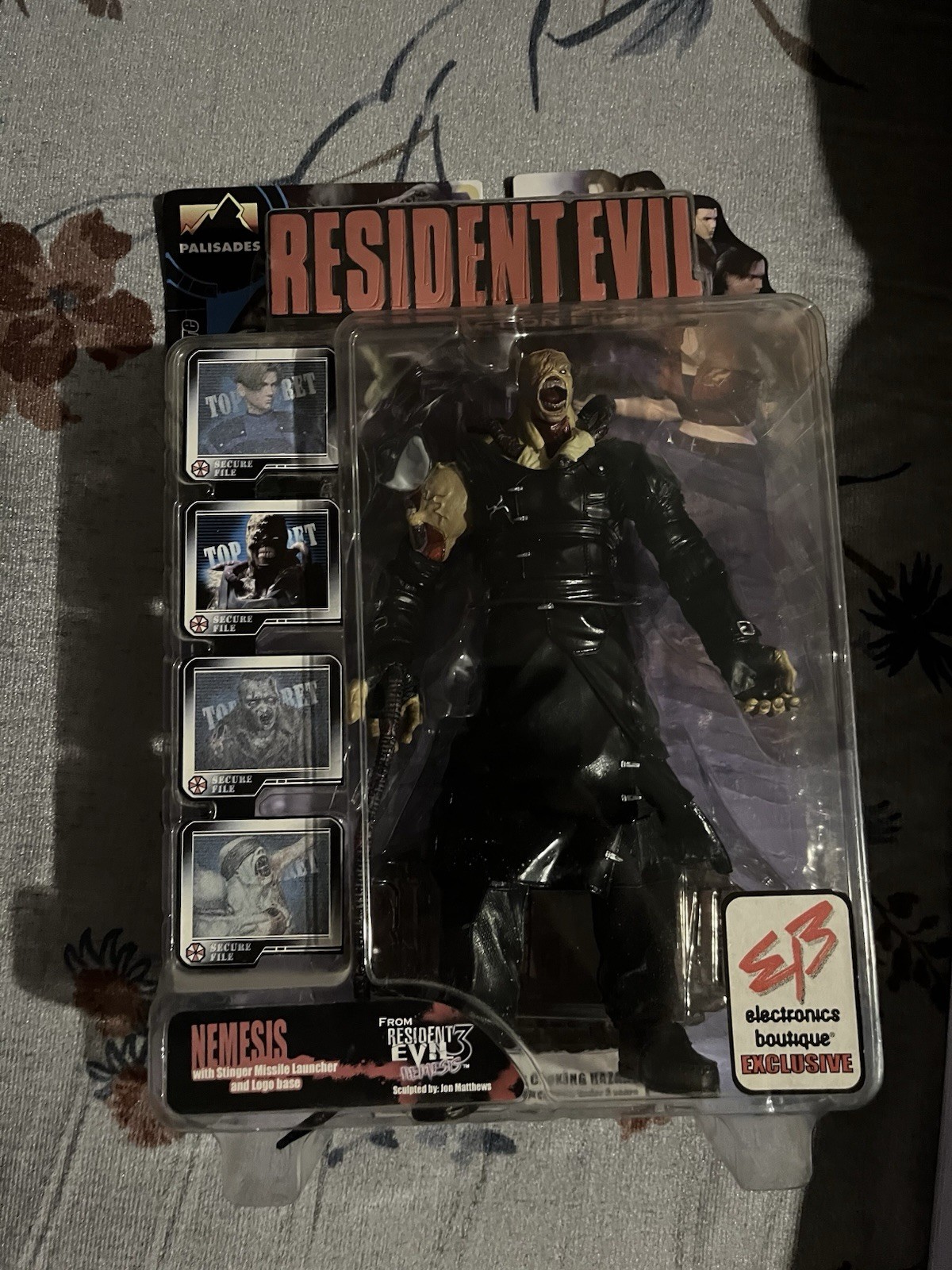 Sealed – Resident Evil Nemesis Action Figure Palisades EB Exclusive Variant2001