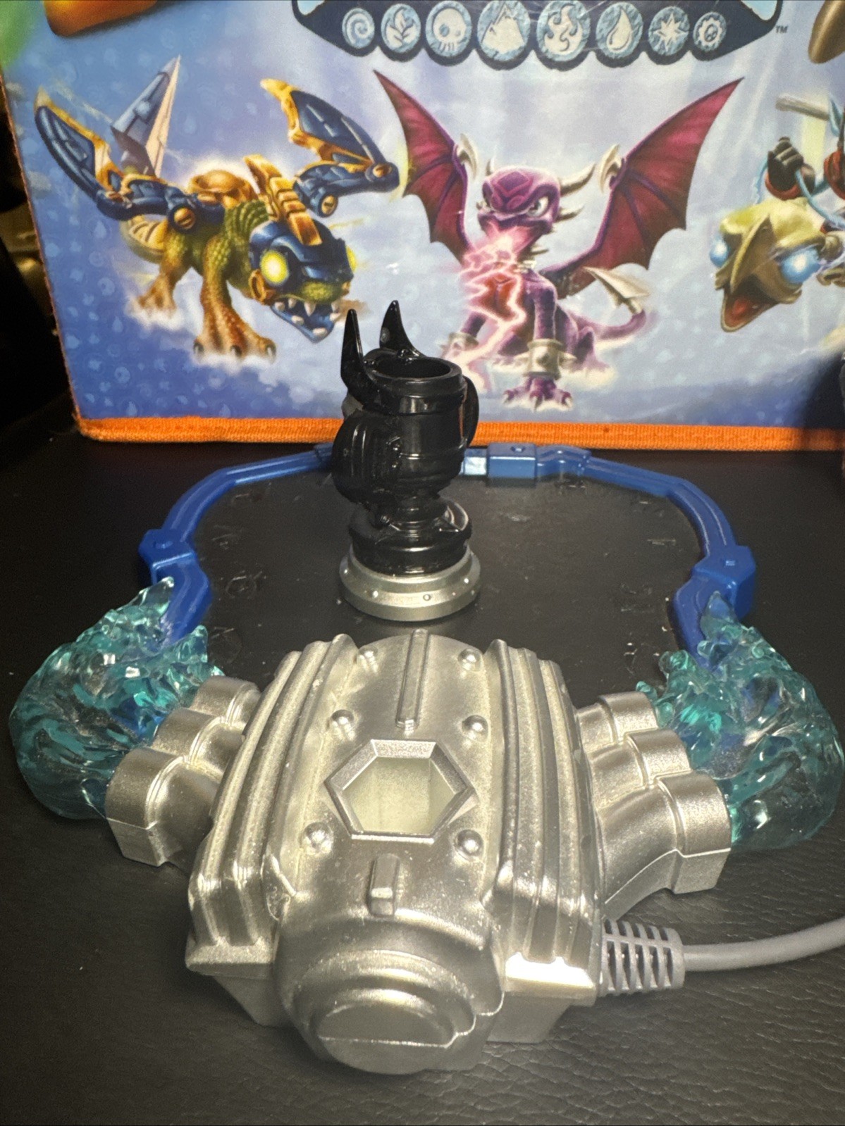 Skylanders Superchargers Dark Spitfire Hot Streak And Kaos Trophy