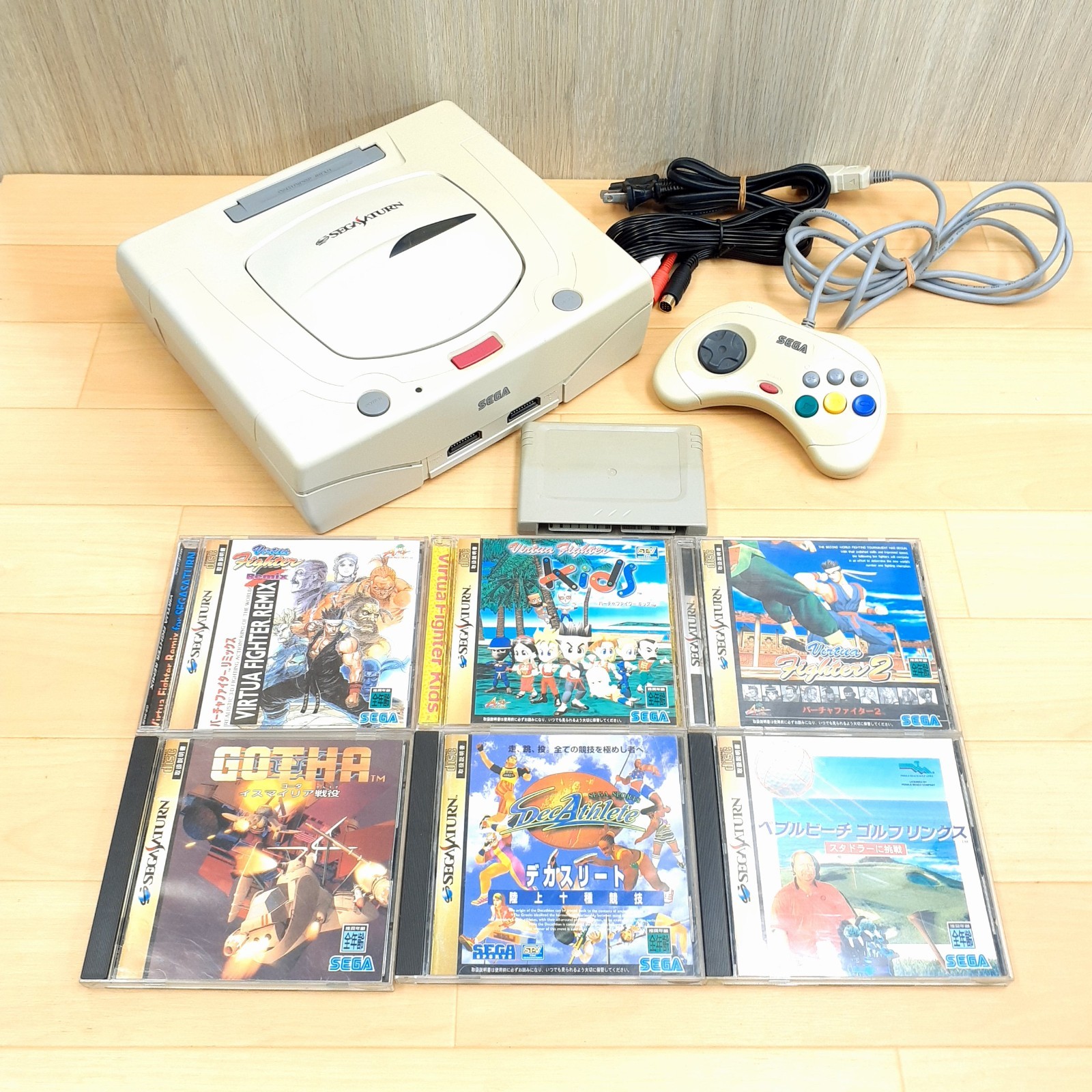 Japanese Sega Saturn White Console Bundle with 6 Games Memory & 1 Controller