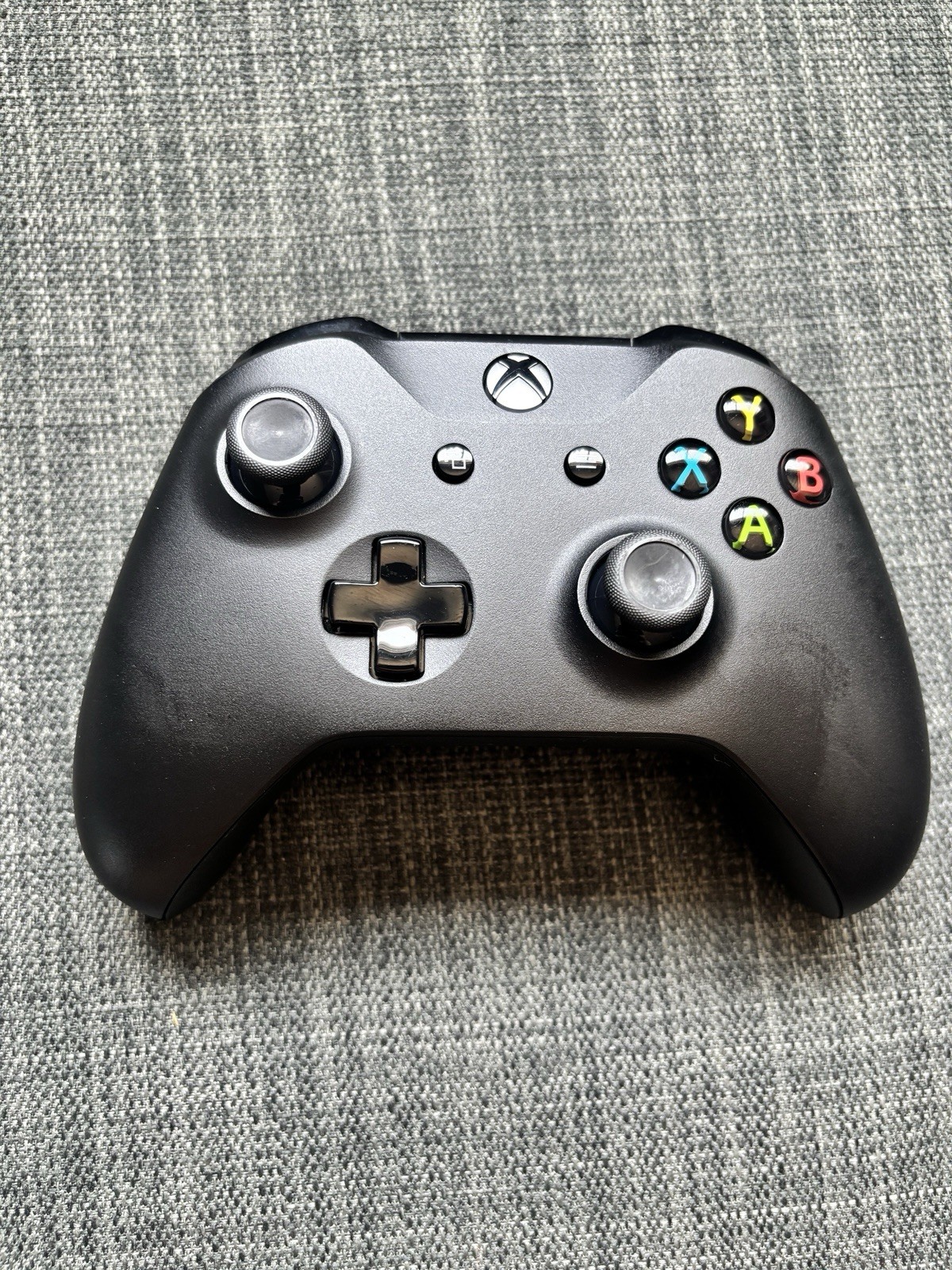 Xbox One Wireless Controller LOT x6: Used/Working, 2- Xbox Series, 4- Xbox One.