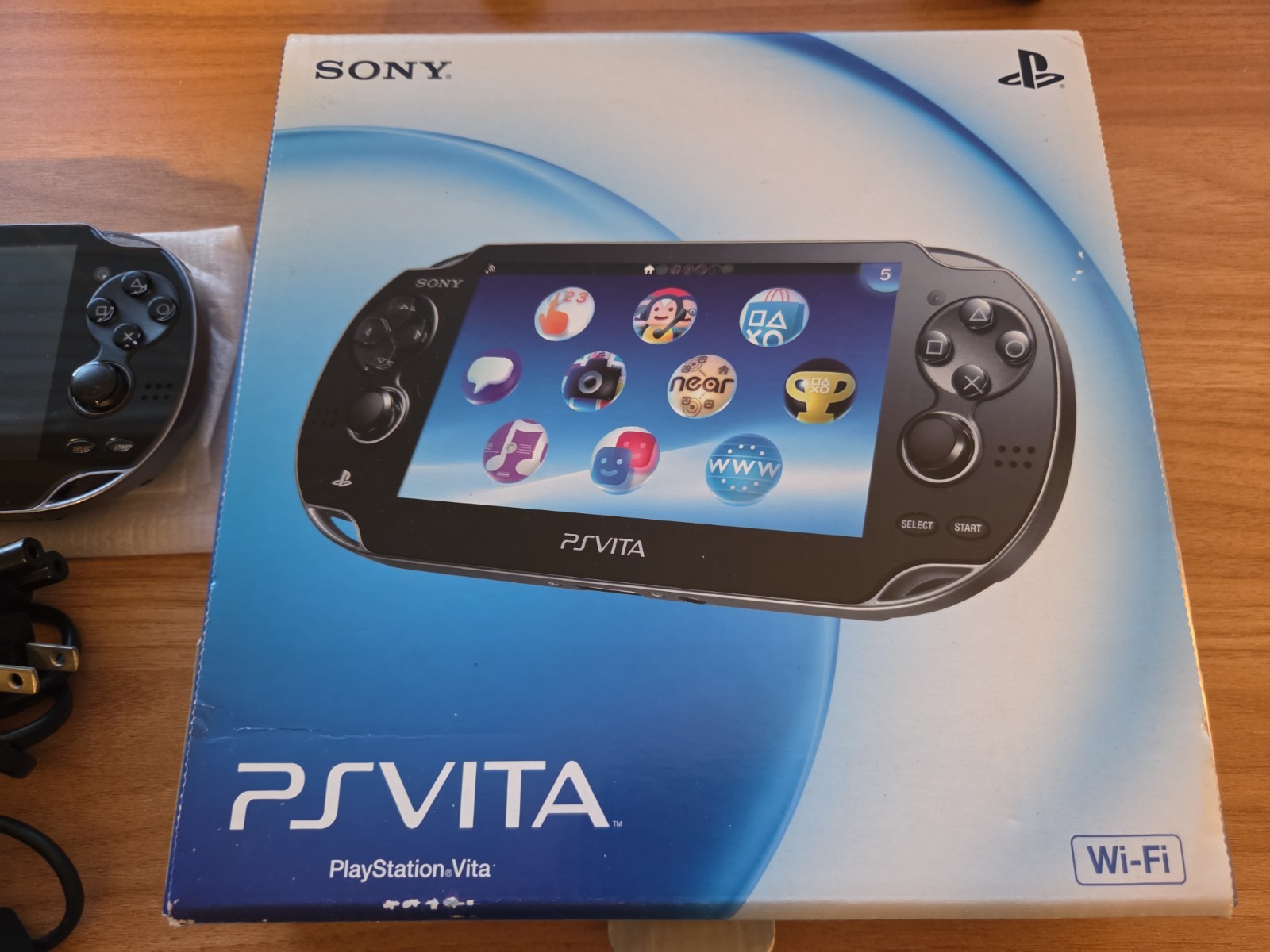 Sony Ps Vita PCH-1000 black Crystal Model Console & Charger CIB TESTED