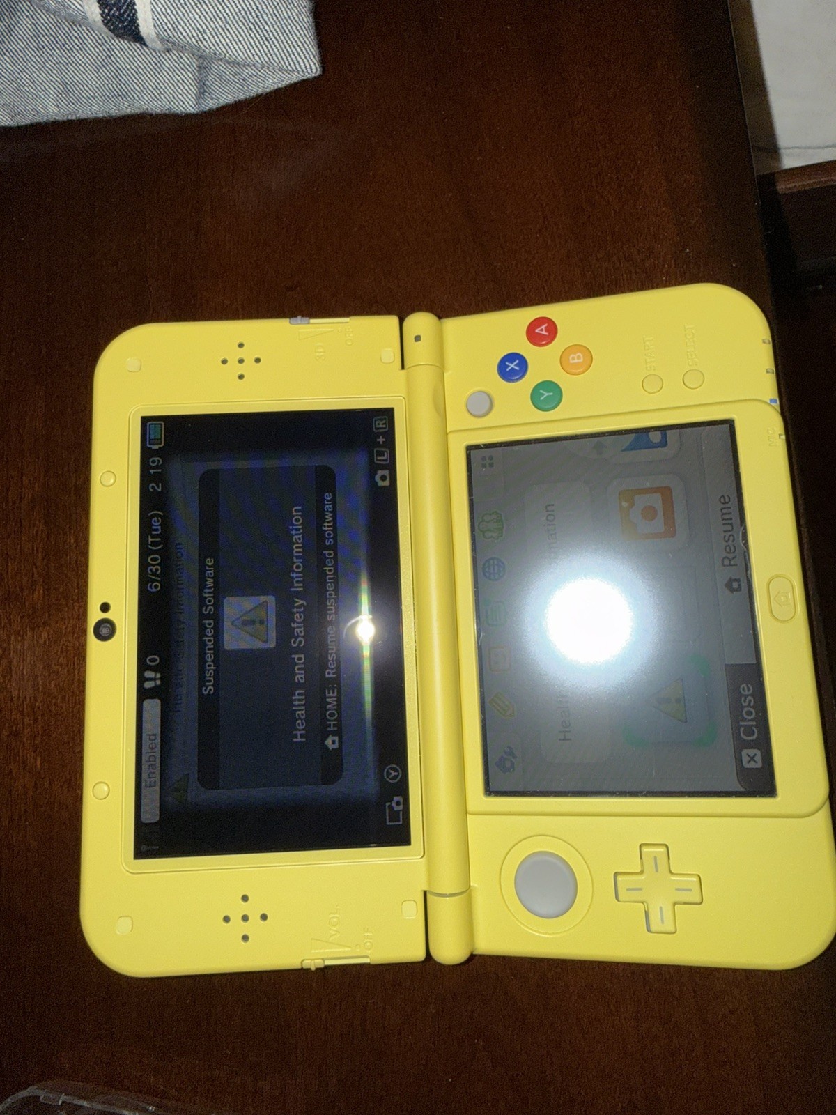 Nintendo 3DS XL Pikachu Yellow Limited Edition Handheld Console