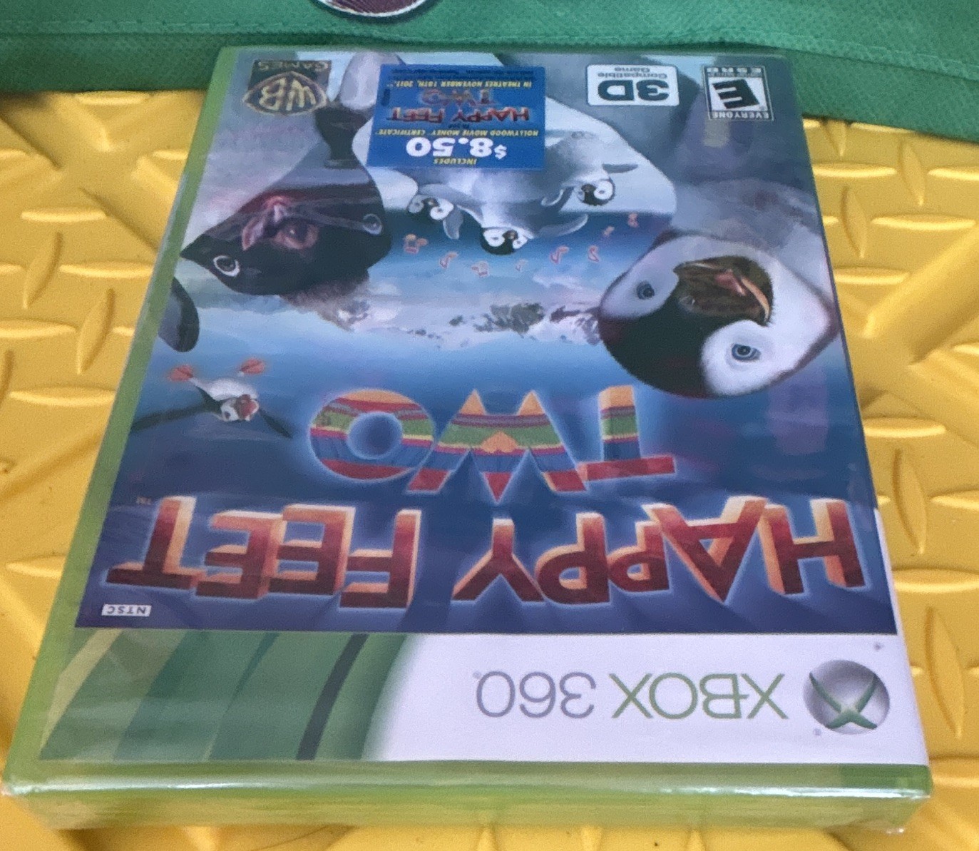 WB Games Happy Feet Two Microsoft Xbox 360 Multiplayer 3D Compatible E NTSC 2011