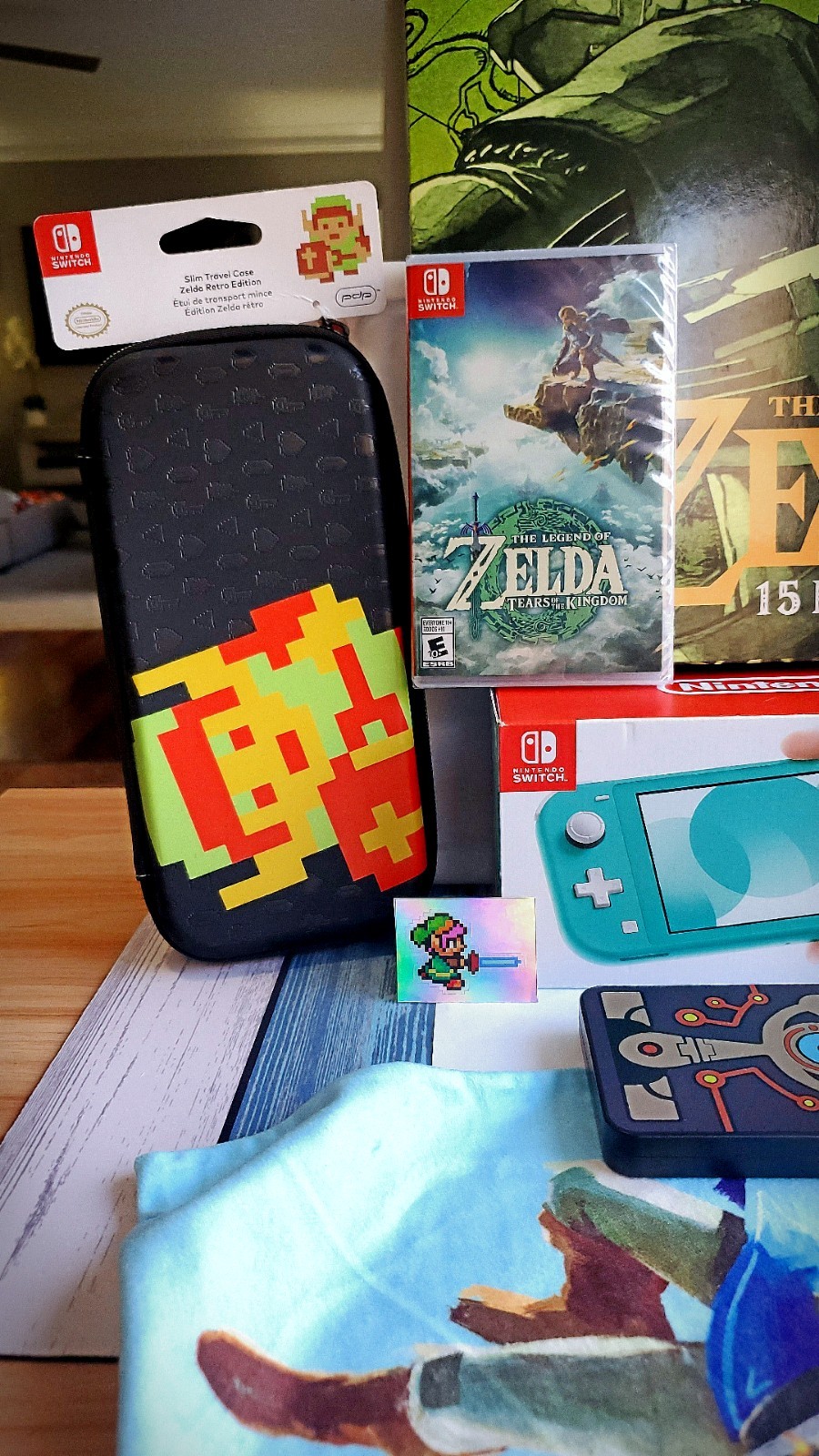 🔥🆕🔰 LEGEND OF ZELDA: Tears Of The Kingdom Nintendo Switch Lite Console Bundle