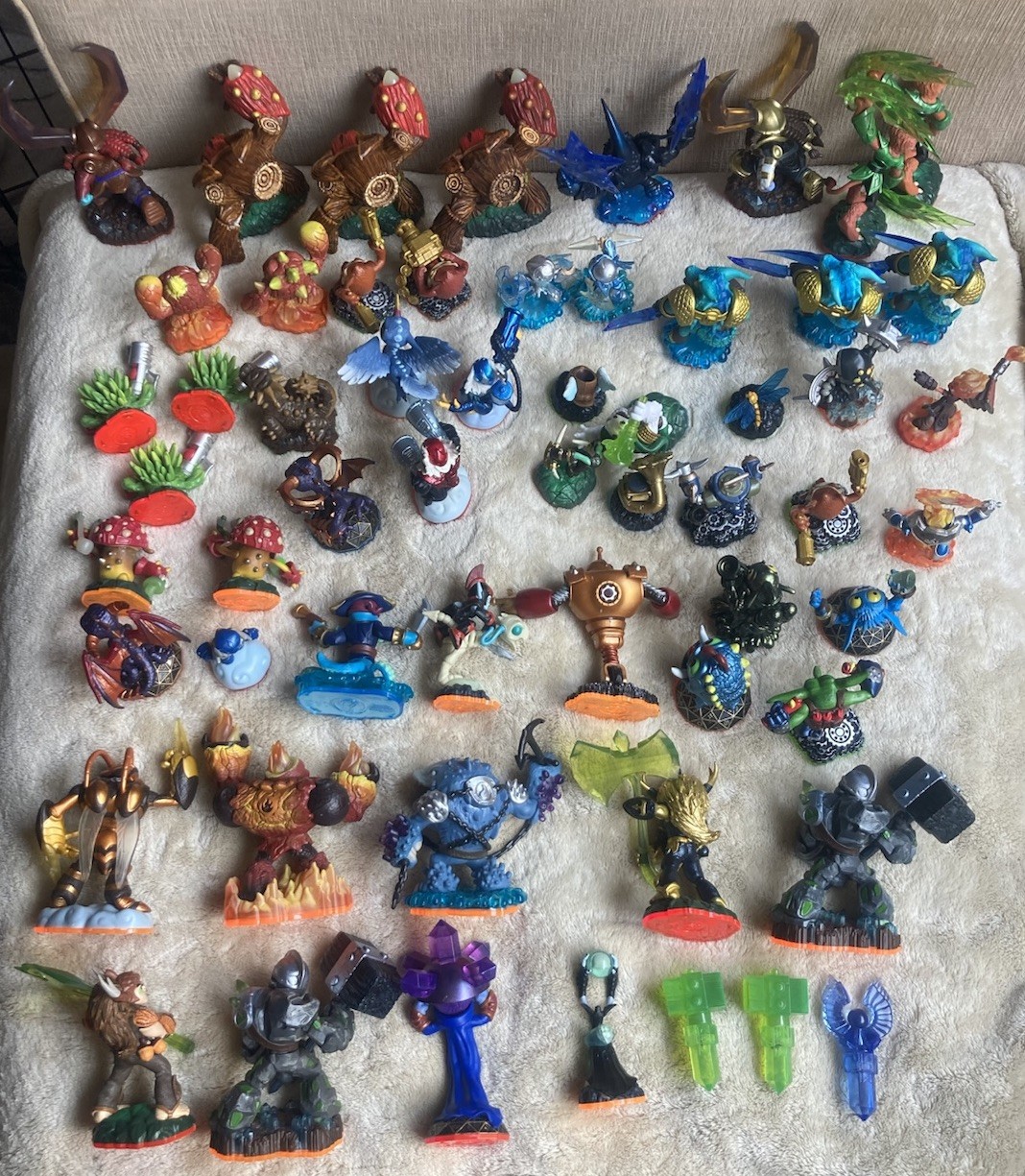 Skylanders Activision Character Action Figure Large Mixed Bundle Lot 58 Pieces