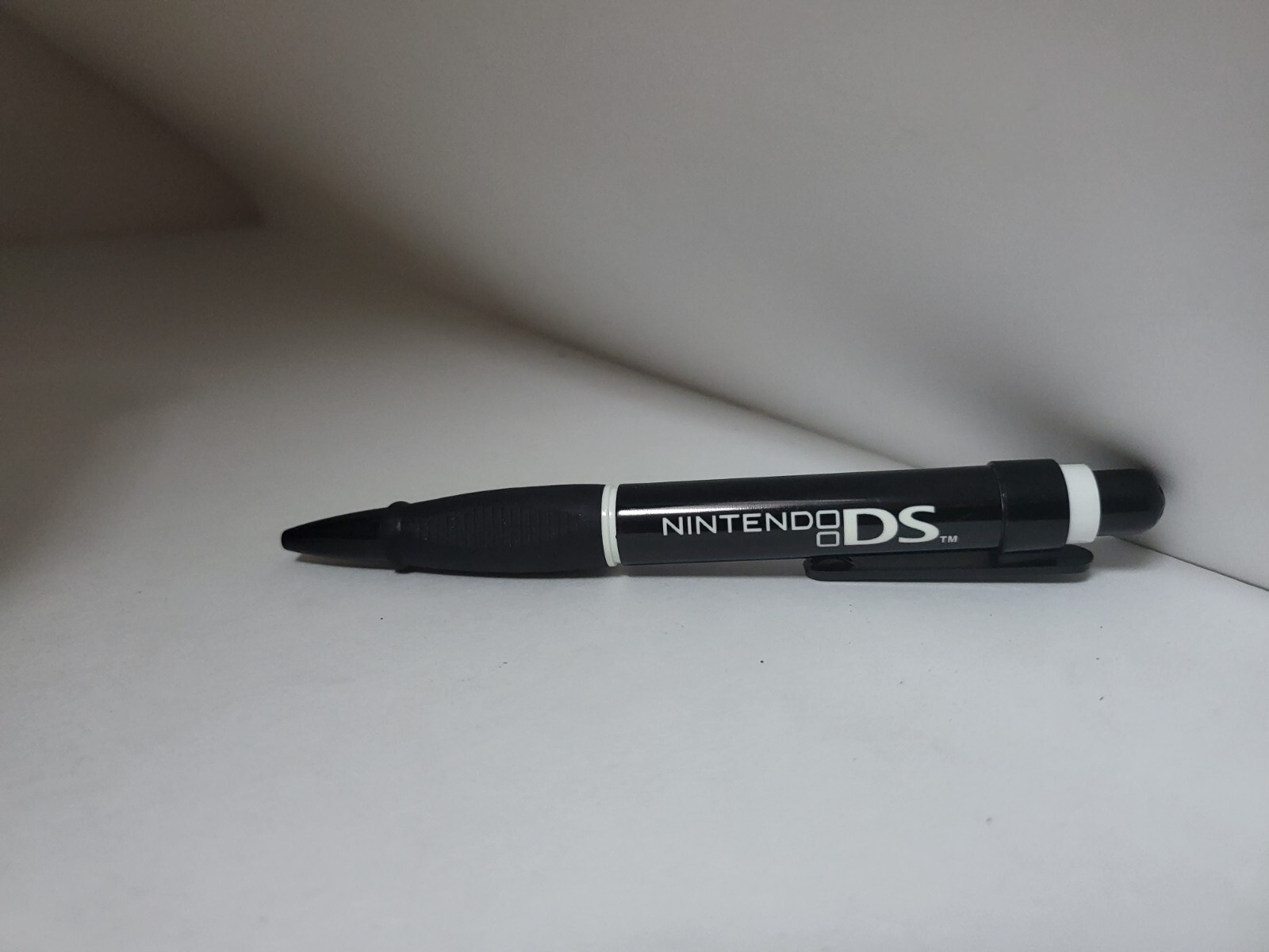 NEW OEM Official Nintendo DS Large BLACK Retractable Pen Stylus W/Rubber Grip J4