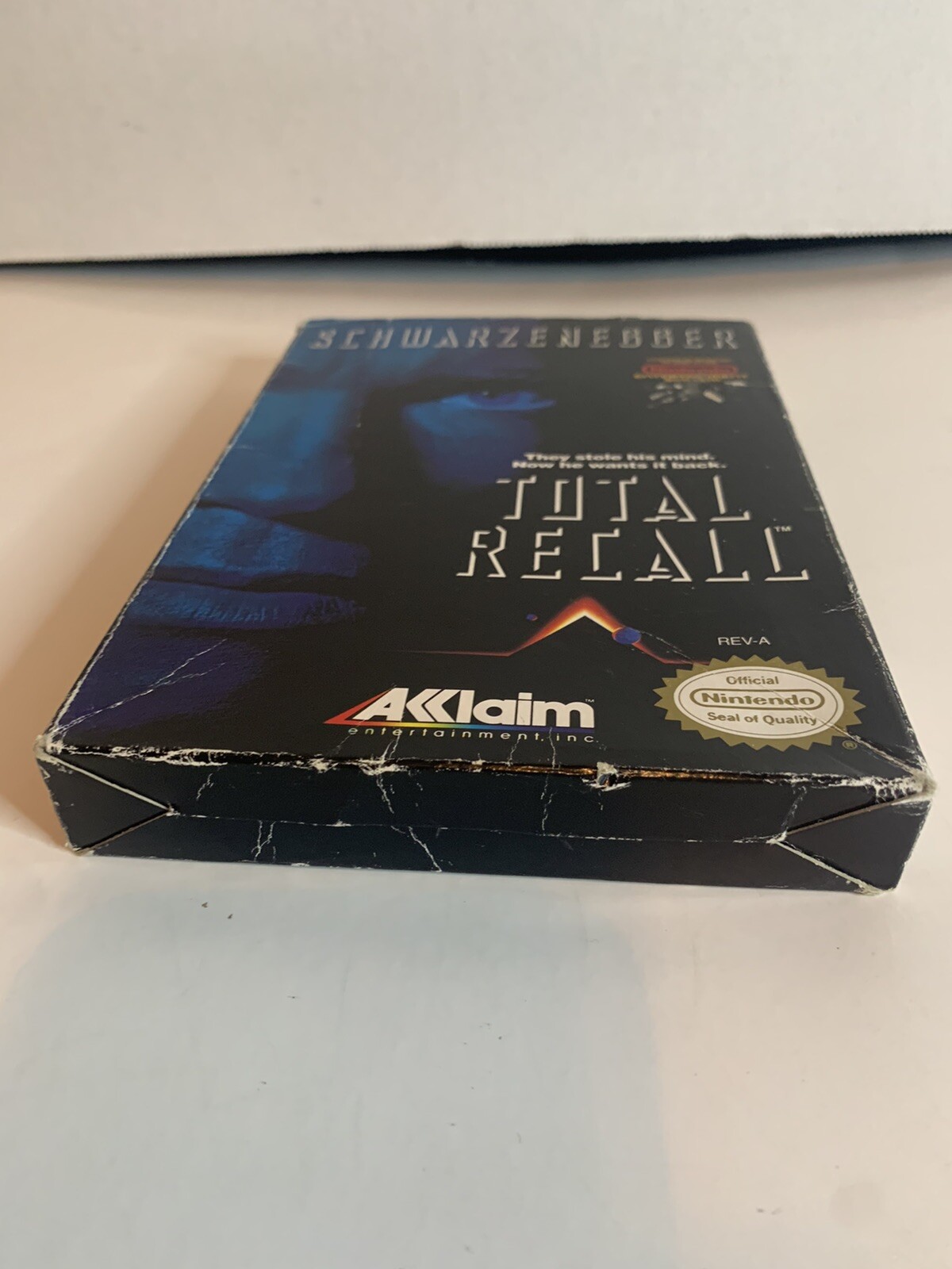 Total Recall Nintendo Entertainment System (Game Cartridge, Box & Manual) CIB