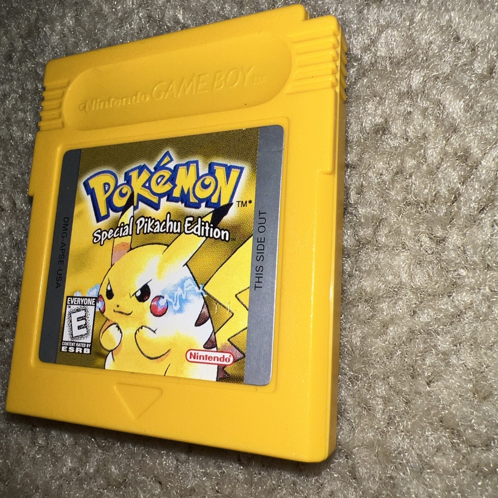 Pokemon Red Blue Yellow Cartridges Nintendo Gameboy With Two Trainer’s Guides