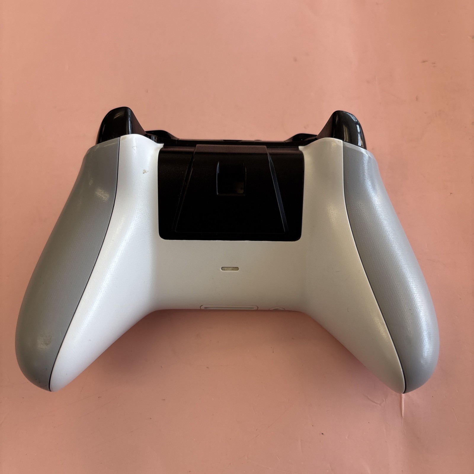 Black And White And Gray Xbox Remote PARTS ONLY