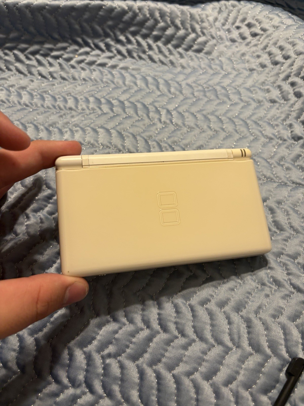 Nintendo DS Lite White Handheld Console Backlit w/ Charger, Stylus & Game