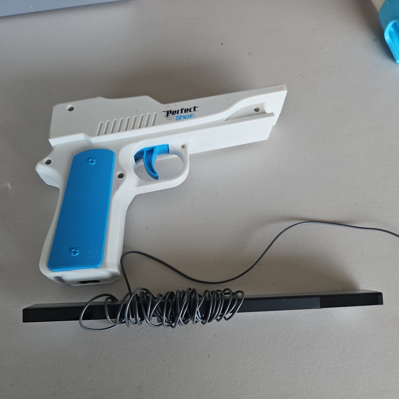 Nintendo Wii OEM Sensor Bar Wired Official RVL-014 For Wii and gun attachment