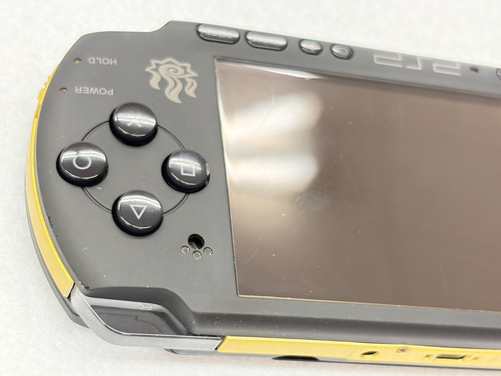 [RARE] SONY PSP-3000 Monster Hunter Portable 3rd Hunters Limited Model Gold