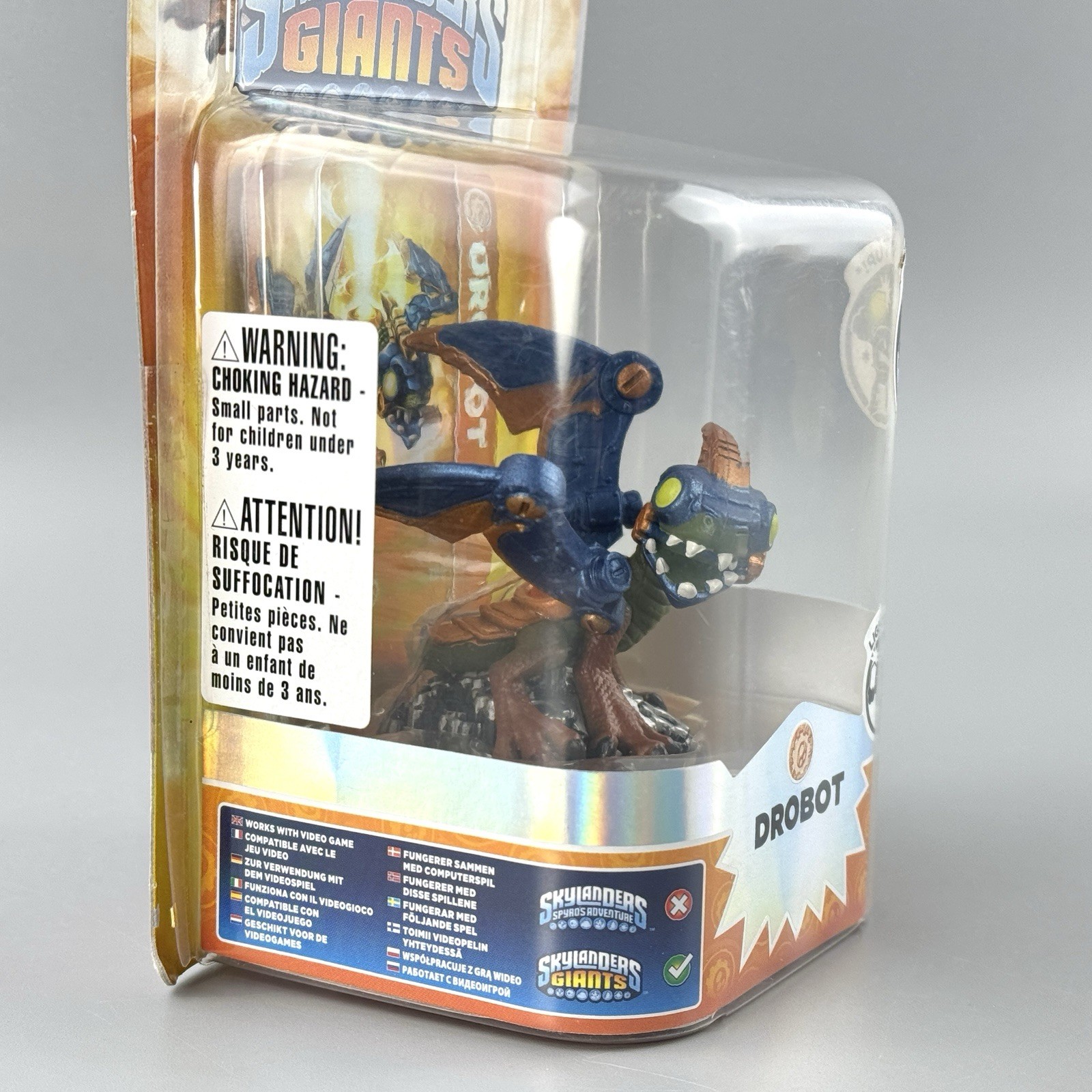 Skylanders Giants Drobot Lightcore Figure w/ Card – 2012 ActiVision NEW OPEN BOX