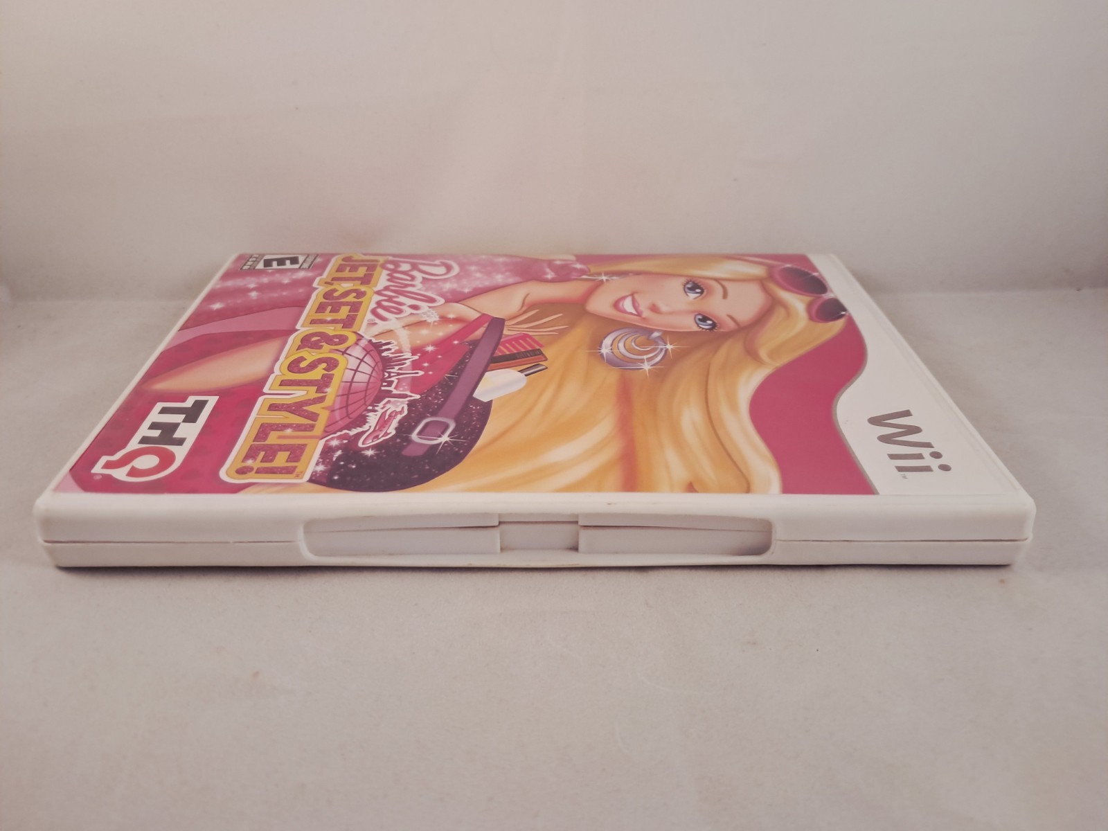 Barbie: Jet, Set & Style (Nintendo Wii, 2011) Complete w/ Manual CIB Tested
