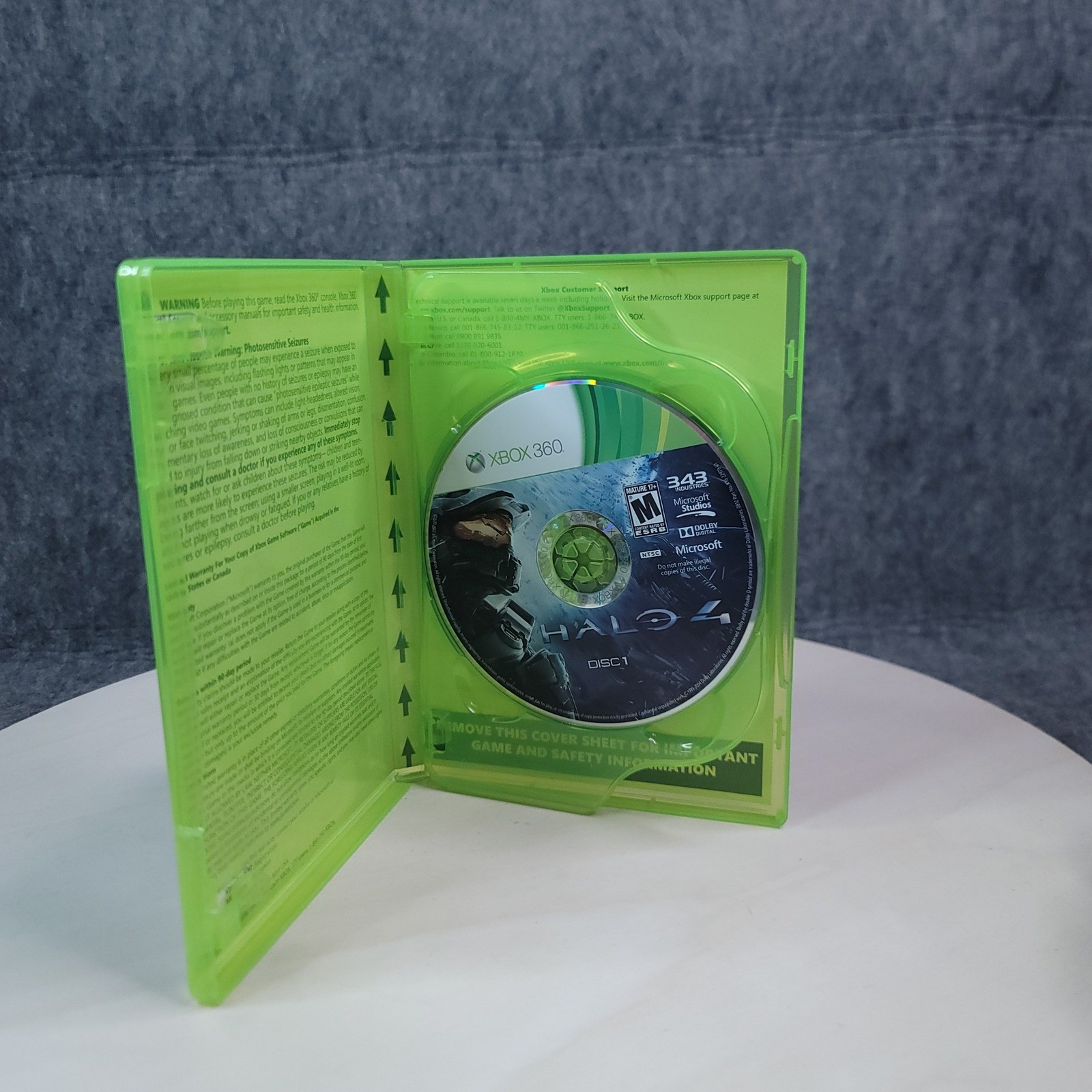 Halo 4 Xbox 360 Standard Edition 2012