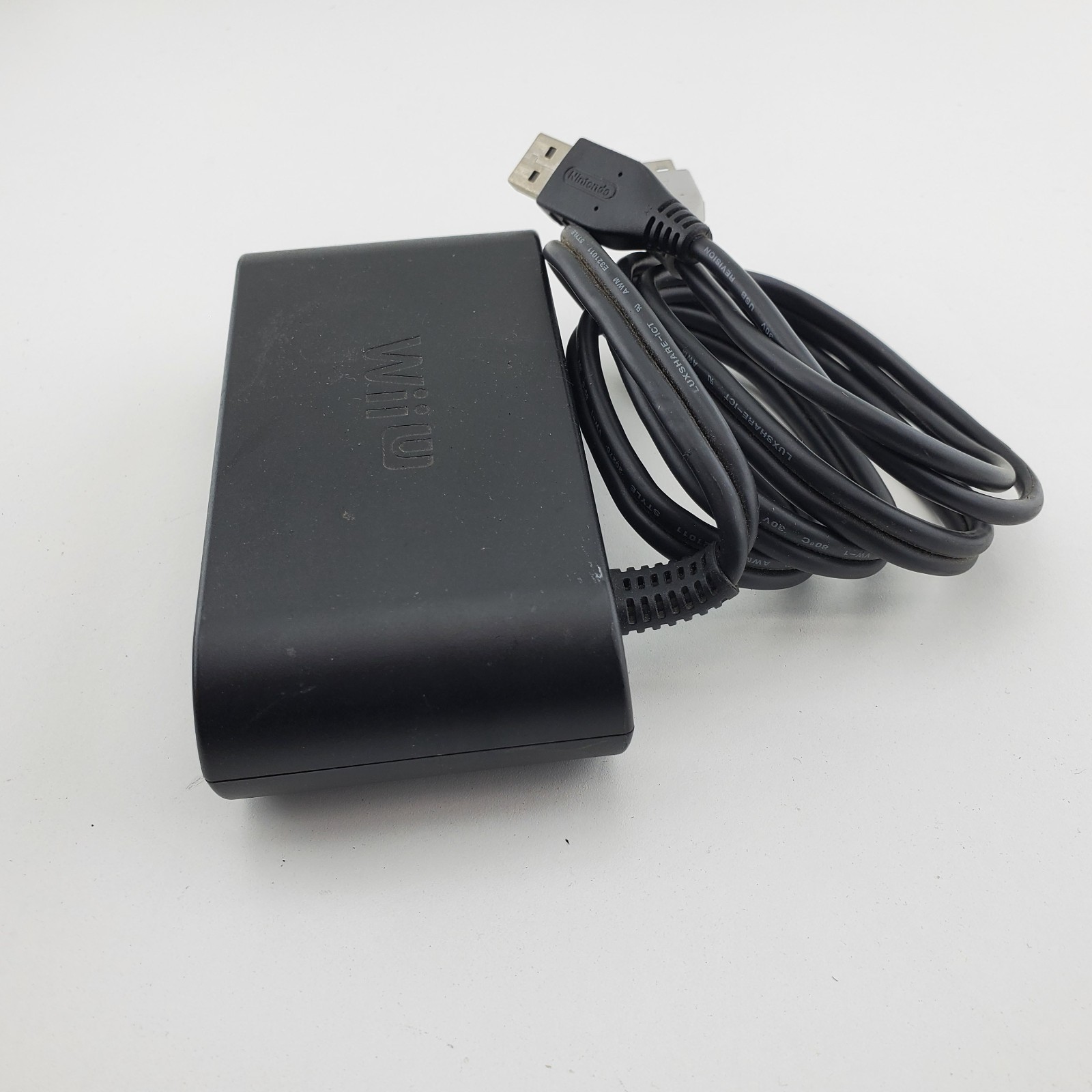 Nintendo WUP-028 GameCube Controller Adapter For Nintendo Wii U / Switch