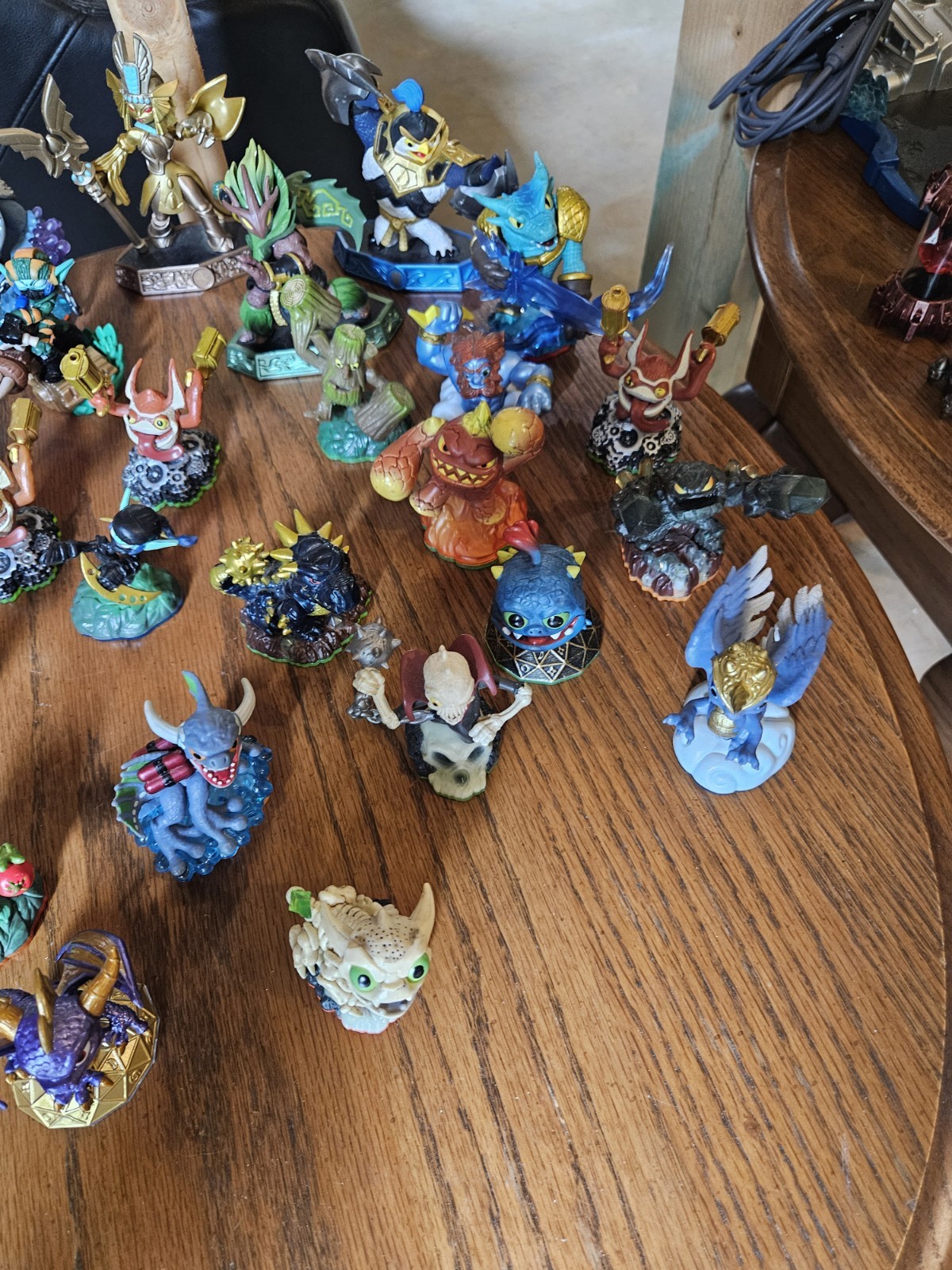 Skylanders Elite Spyro Massive Collection Of 46 With Portals
