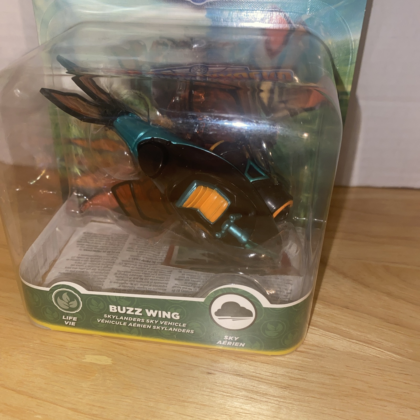BNIB Skylanders Superchargers Buzz Wing Sky Vehicle Figure