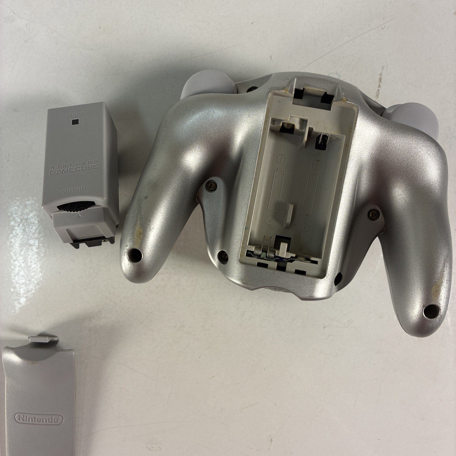 Nintendo Gamecube Wavebird Wireless Controller – Platinum