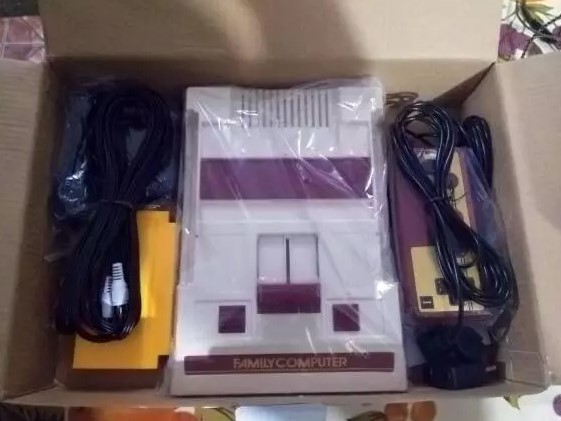 Classic Game Console 8 Bit Retro FC Family Computer Compact Nintendo Video Game