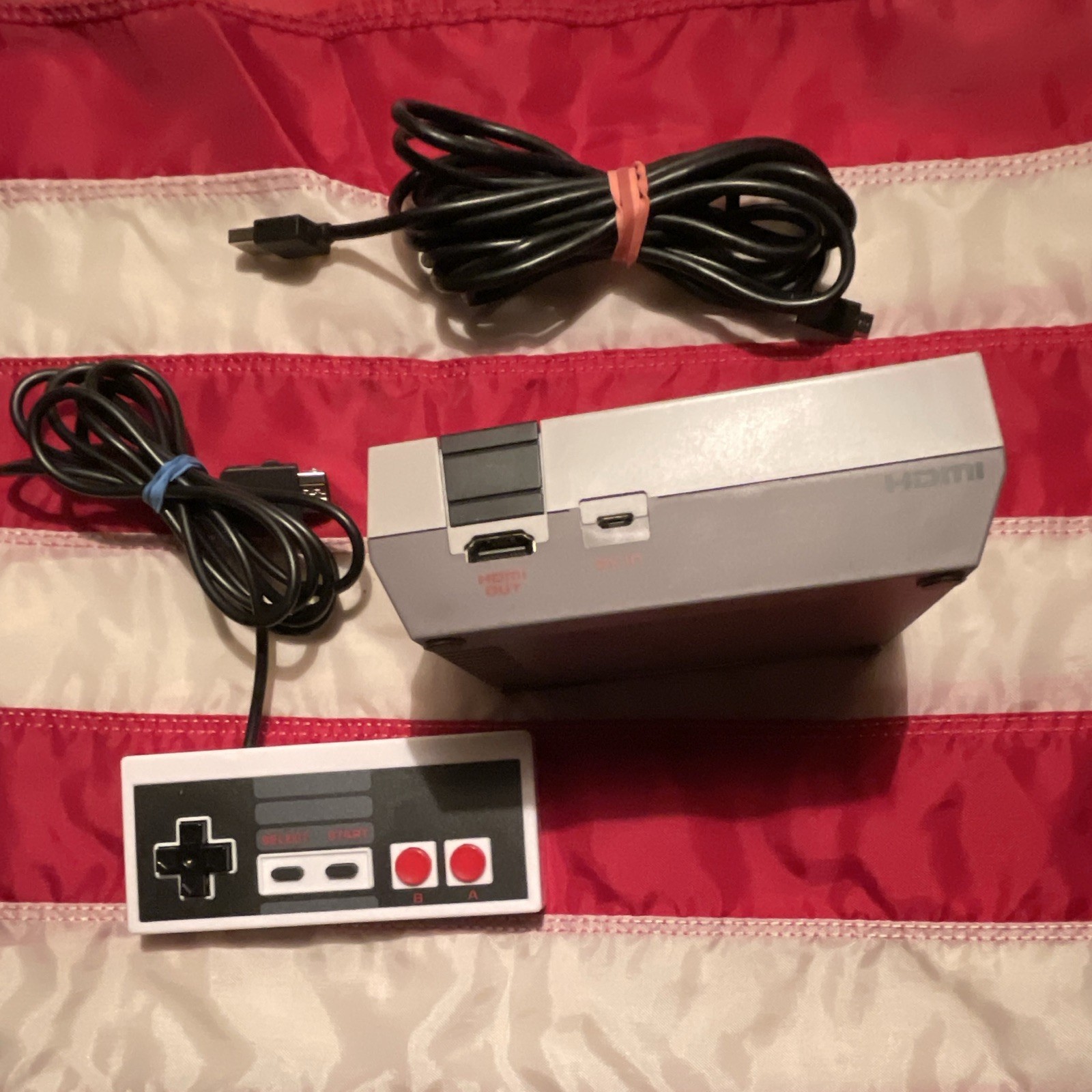 Nintendo NES Classic Edition Mini Home Console Gray w/ Controller HDMI