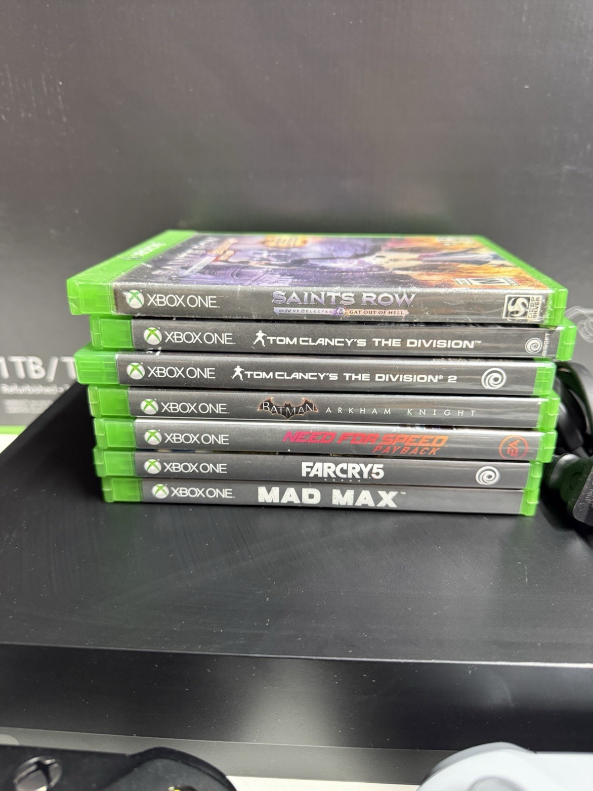 Xbox One X 1TB Bundle W/ 5 Games and 2 Controller