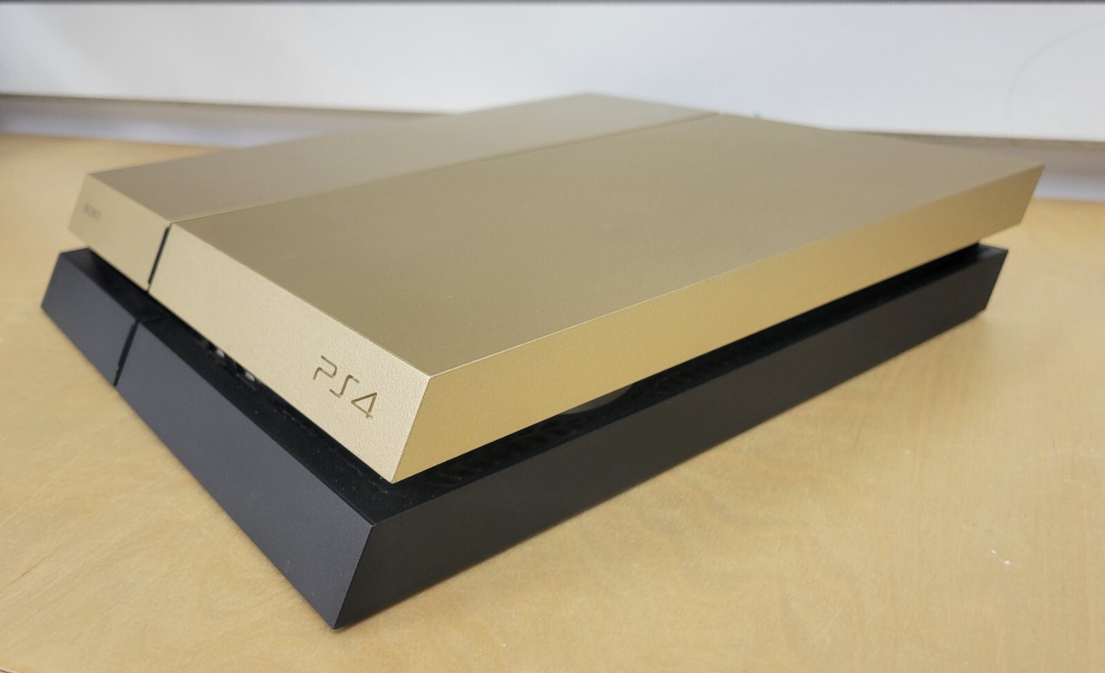 Sony Playstation 4 500GB Taco Bell Gold Console w/ Gold Card Very Good Condition