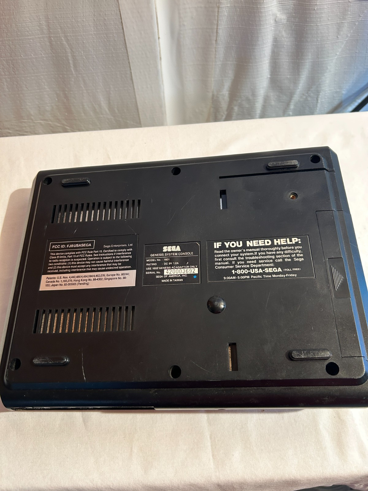 Sega Genesis Model 1601 Console 16-Bit System – Console Only Tested V-5